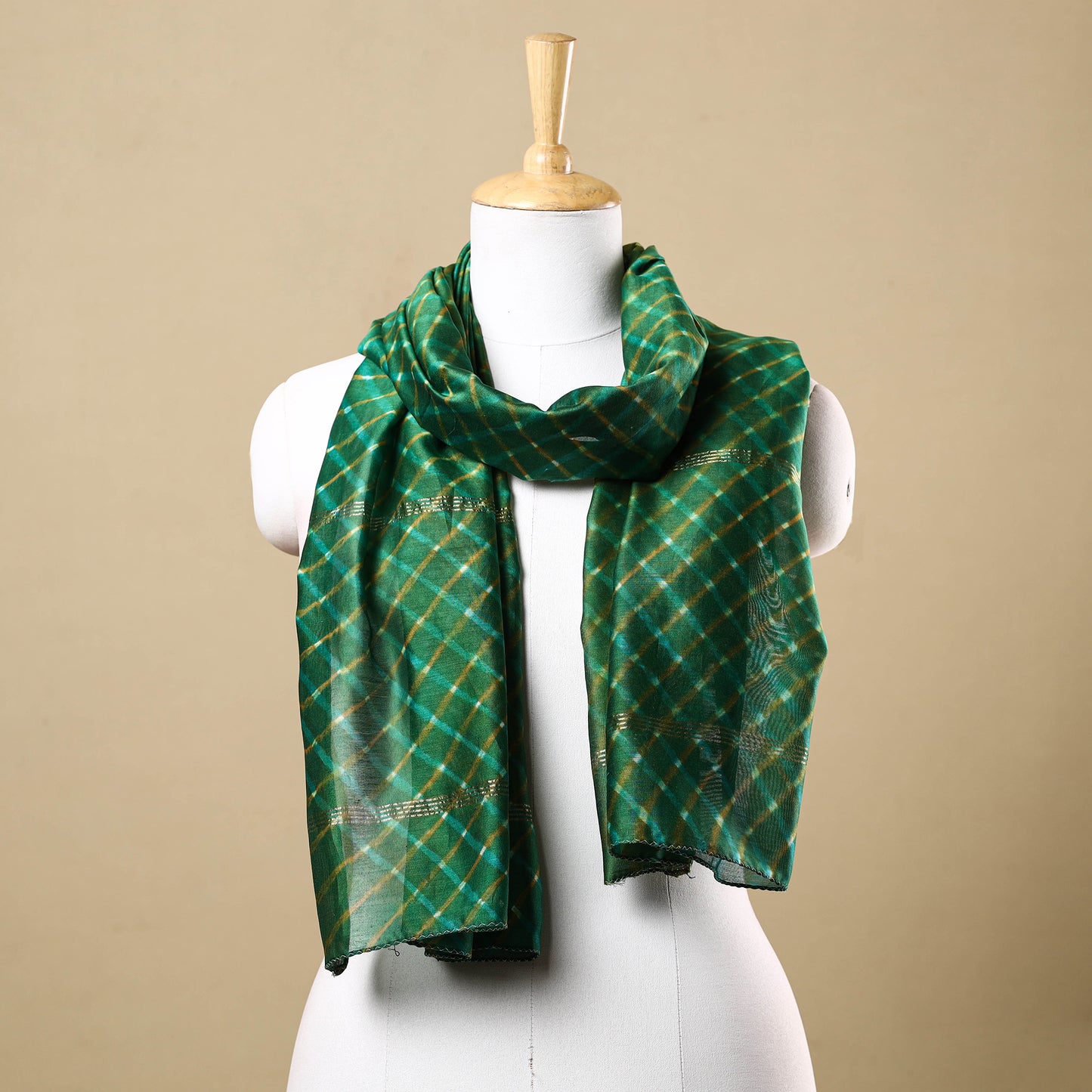 Green - Leheriya Tie-Dye Mothra Chanderi Silk Handloom Stole with Zari Border 17