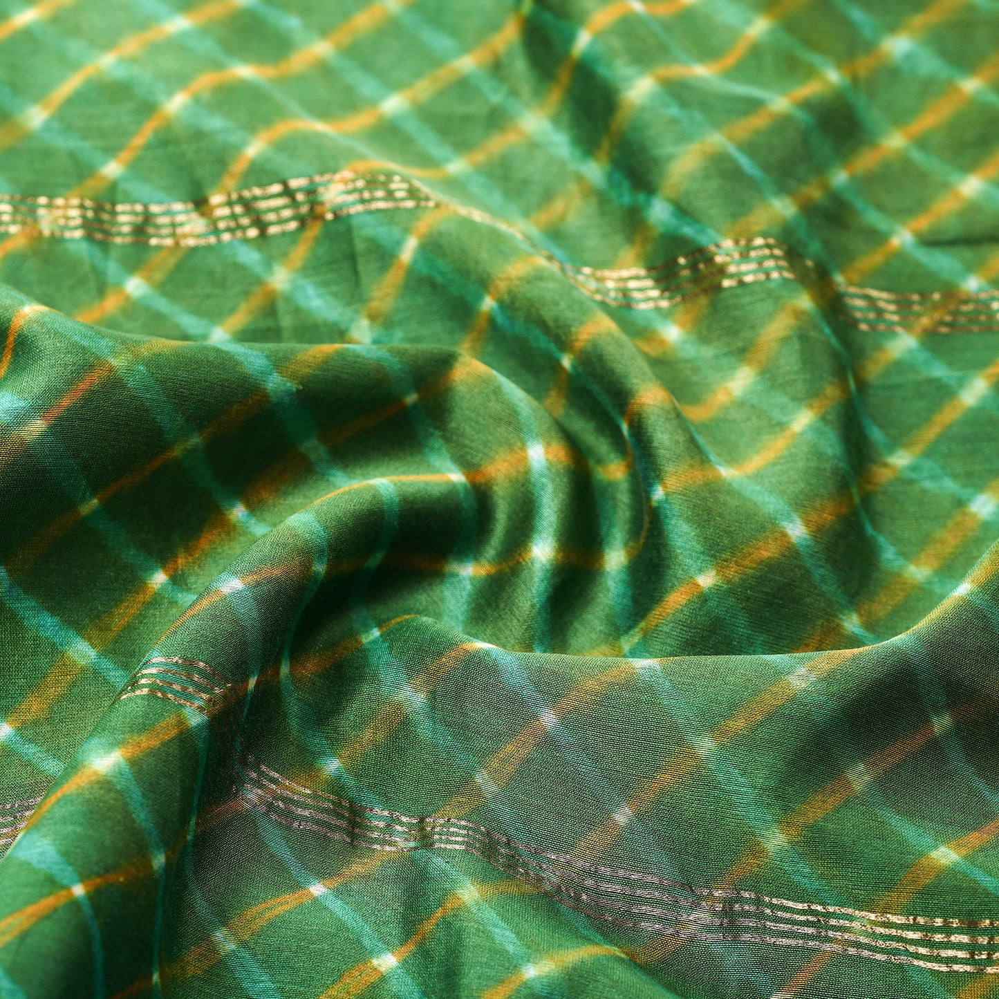 Green - Leheriya Tie-Dye Mothra Chanderi Silk Handloom Stole with Zari Border 17