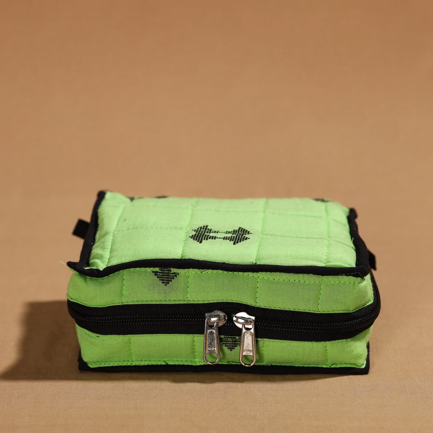 Green Handmade 4 Pockets Cotton Jewelry Bag 05