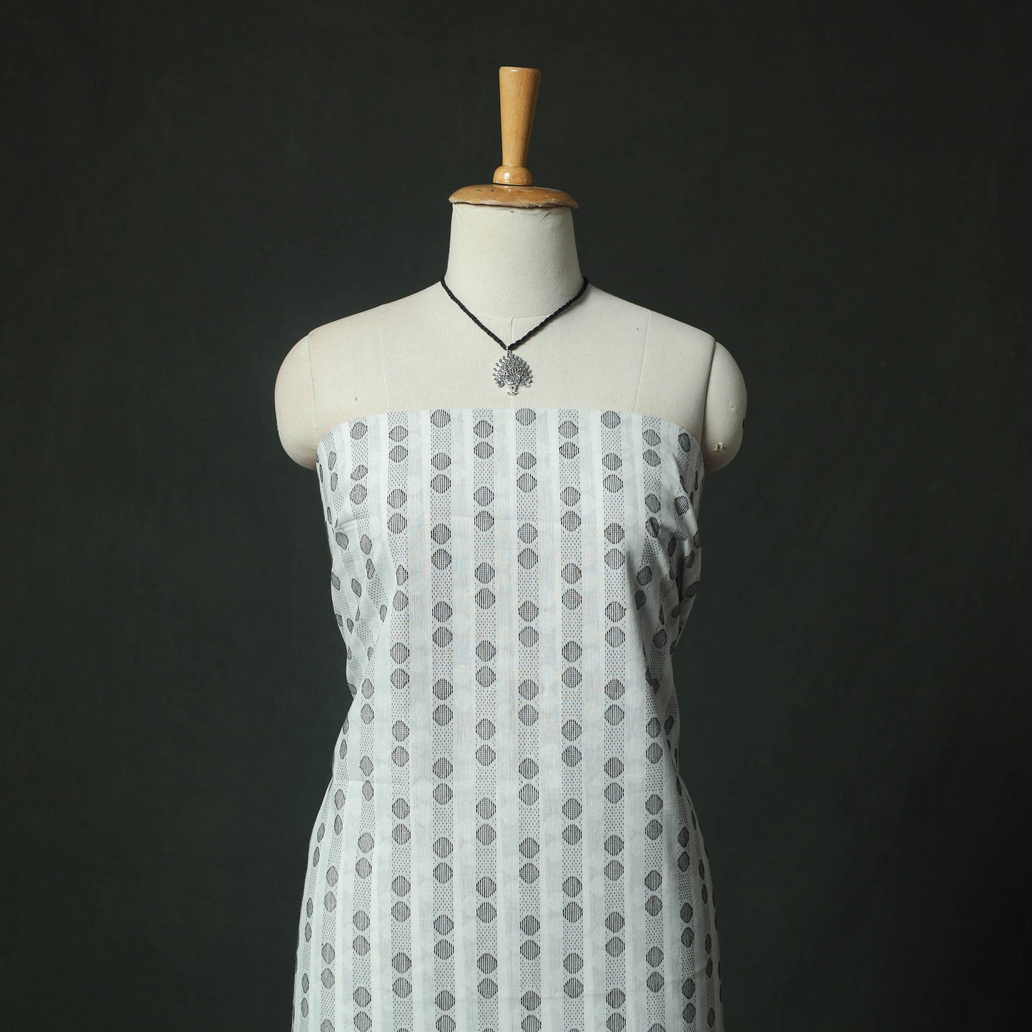 White - Jacquard Woven 2pc Cotton Unstitched Dress Material Kurta Set with Jewellery 08
