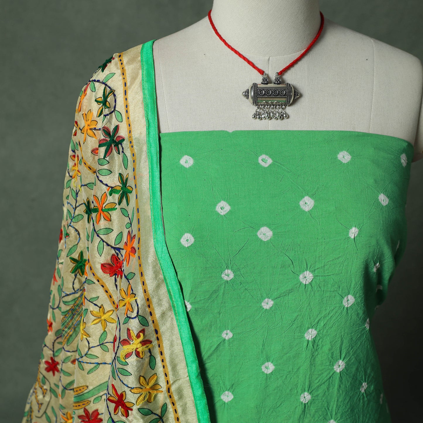Kutch Bandhani Tie-Dye Pure Mul Cotton 2pc Unstitched Dress Material Kurta Set with Jewellery 14