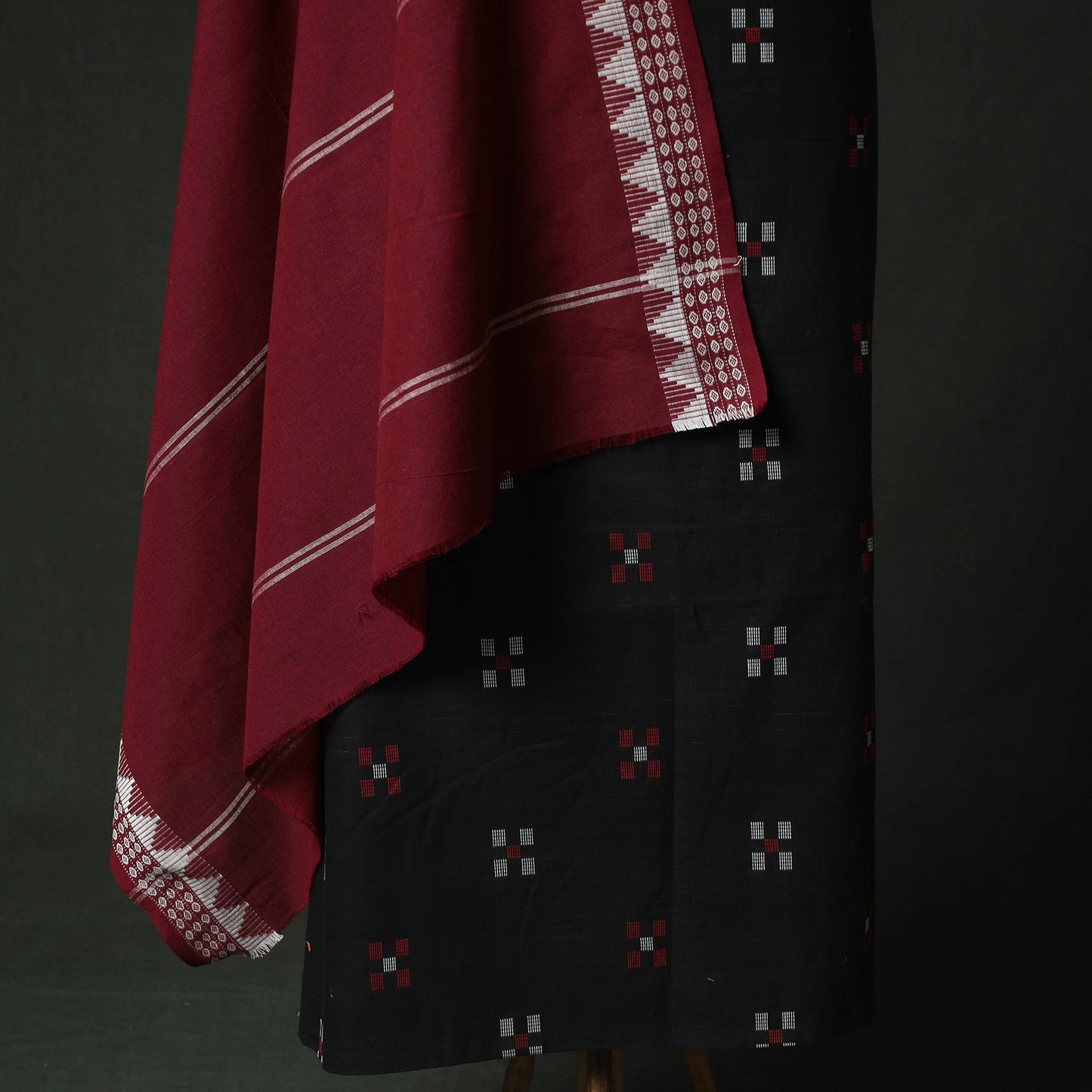 Black - Jacquard Woven 2pc Cotton Unstitched Dress Material Kurta Set with Jewellery 13