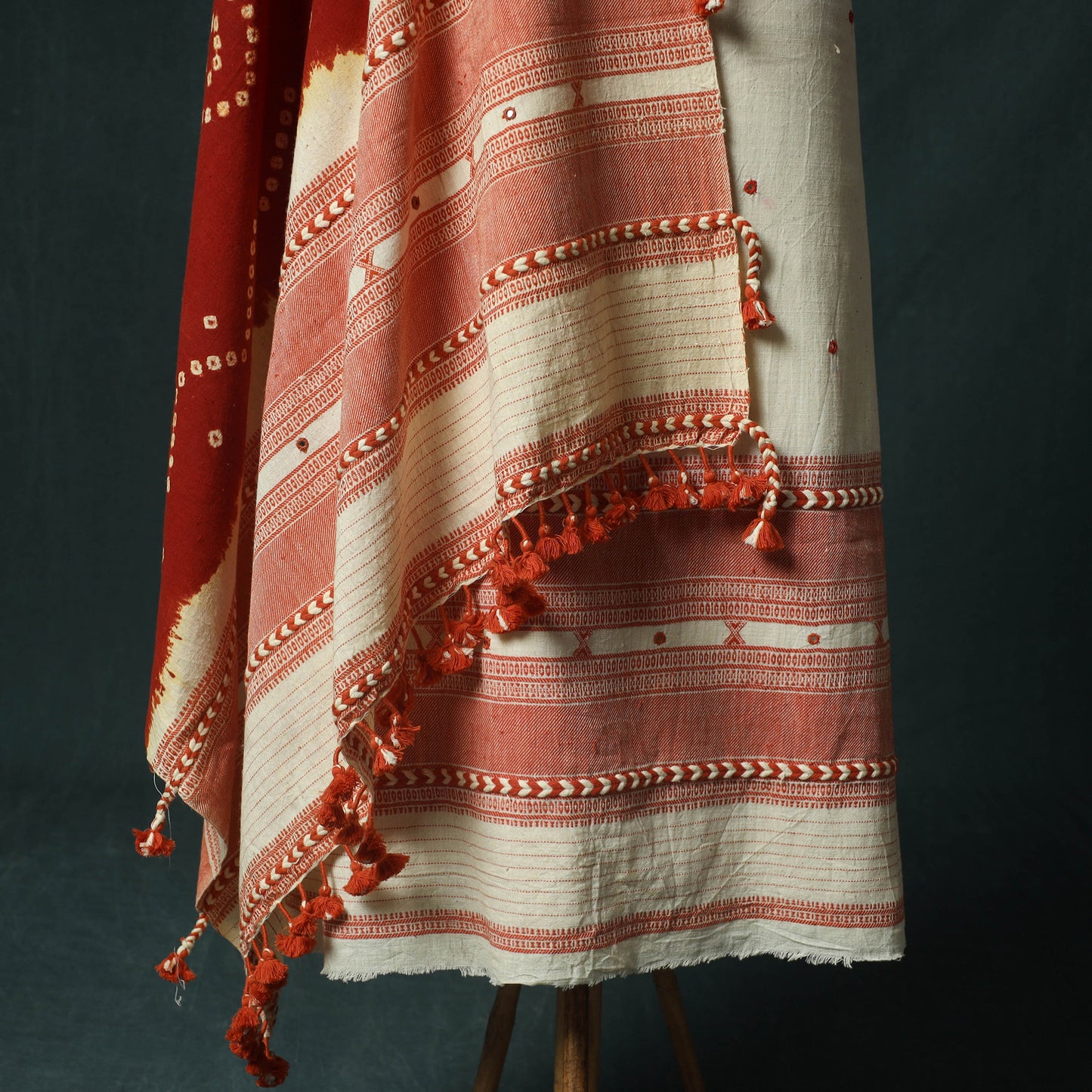 White - Kutch Bhujodi Handloom Kala Cotton Mirror Work 3pc Unstitched Dress Material Suit Set 01