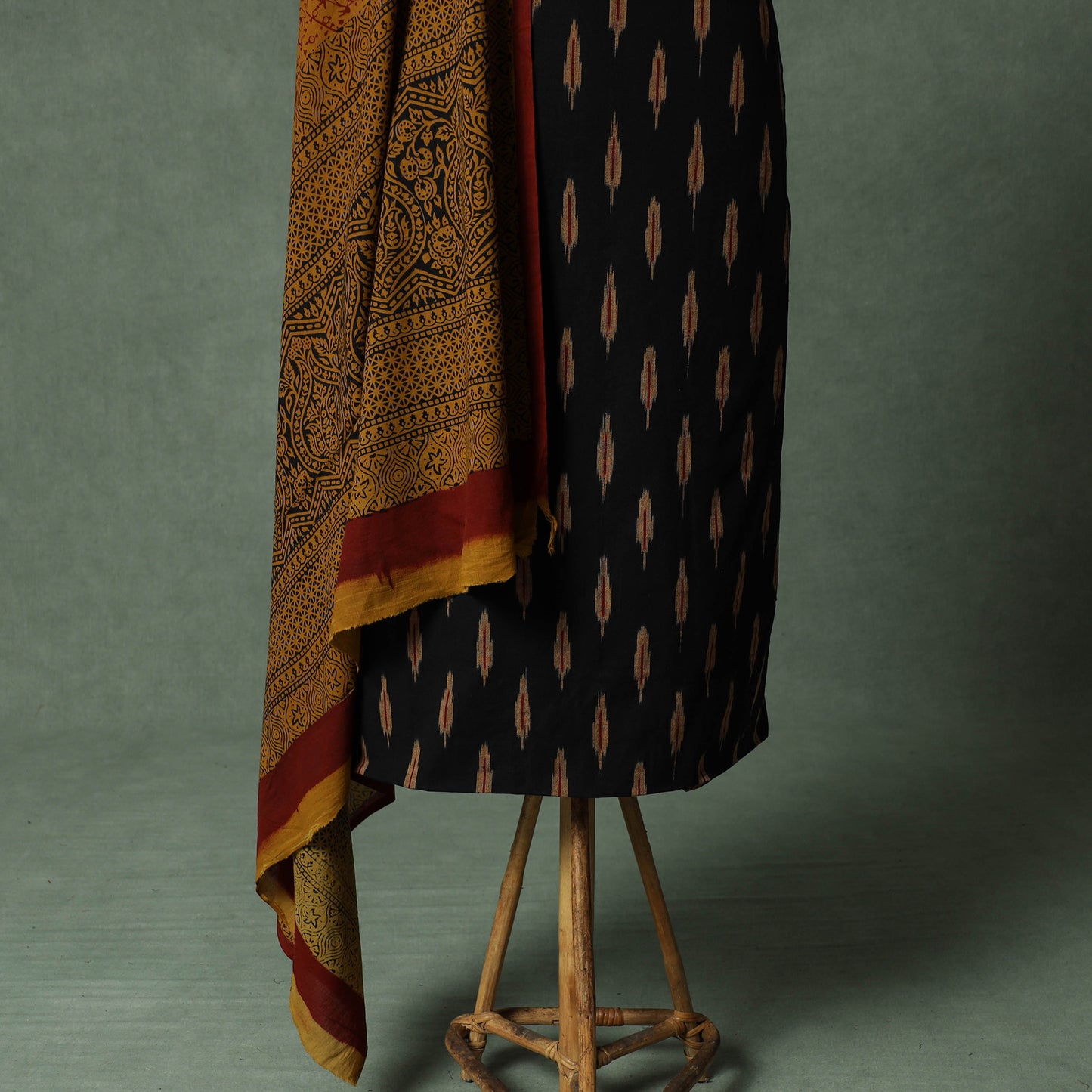 Pochampally Ikat Weave Cotton 2pc Unstitched Dress Material Kurta Set with Jewellery 17