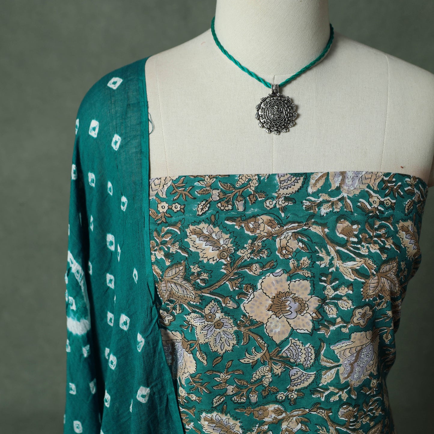 Sanganeri Hand Block Print Cotton 2pc Unstitched Dress Material Kurta Set with Jewellery 26