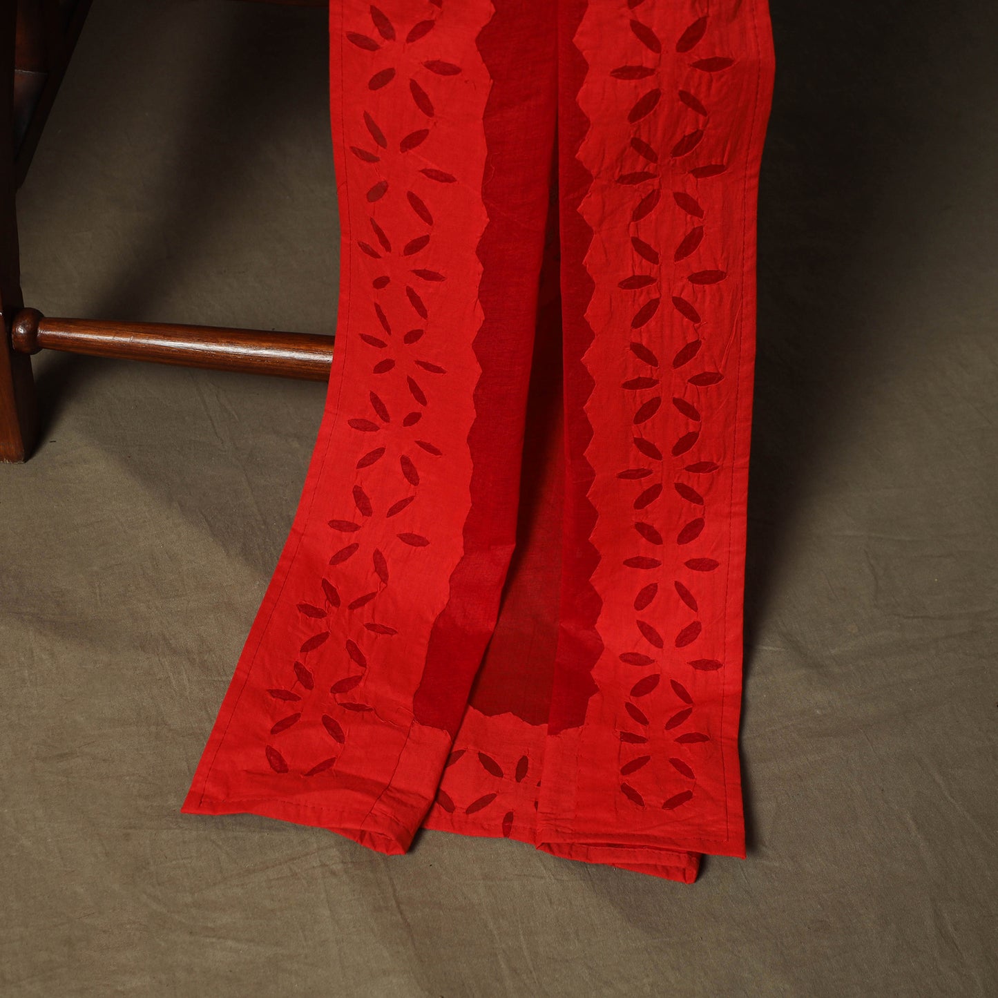 Red - Barmer Applique Cutwork Cotton 3pc Unstitched Dress Material Suit Set 01