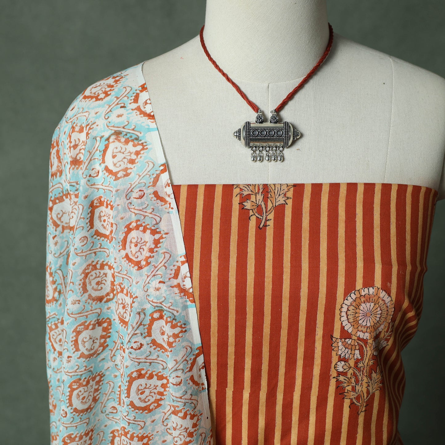 Sanganeri Hand Block Print 2pc Cotton Unstitched Dress Material Kurta Set with Jewellery 15