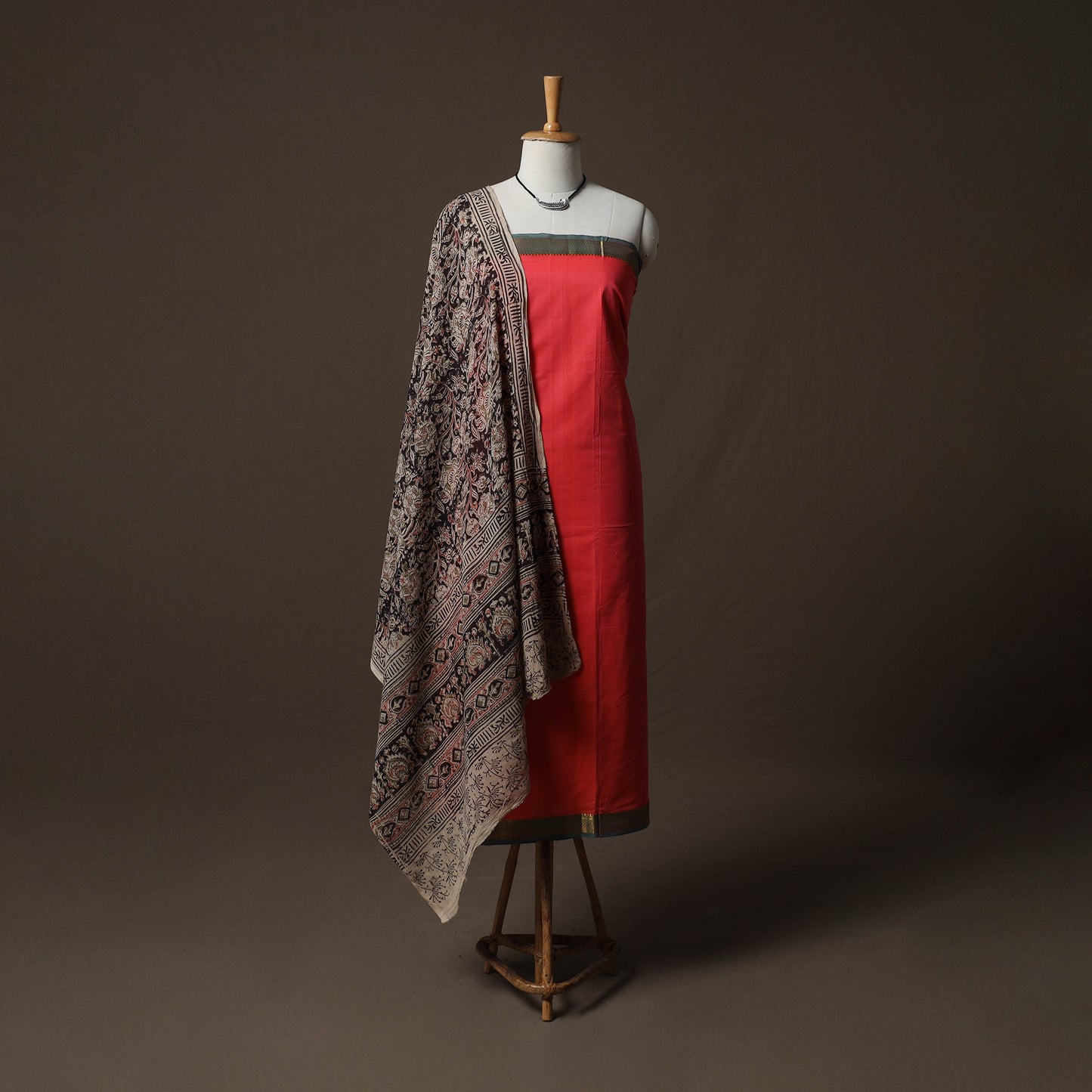 Mangalagiri Handwoven Cotton 2pc Unstitched Dress Material Kurta Set with Jewellery 01