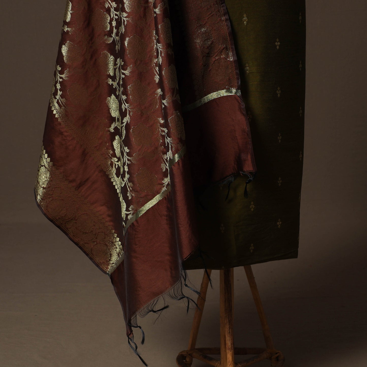 Plain Slub Silk 2pc Unstitched Dress Material Kurta Set with Earrings 18