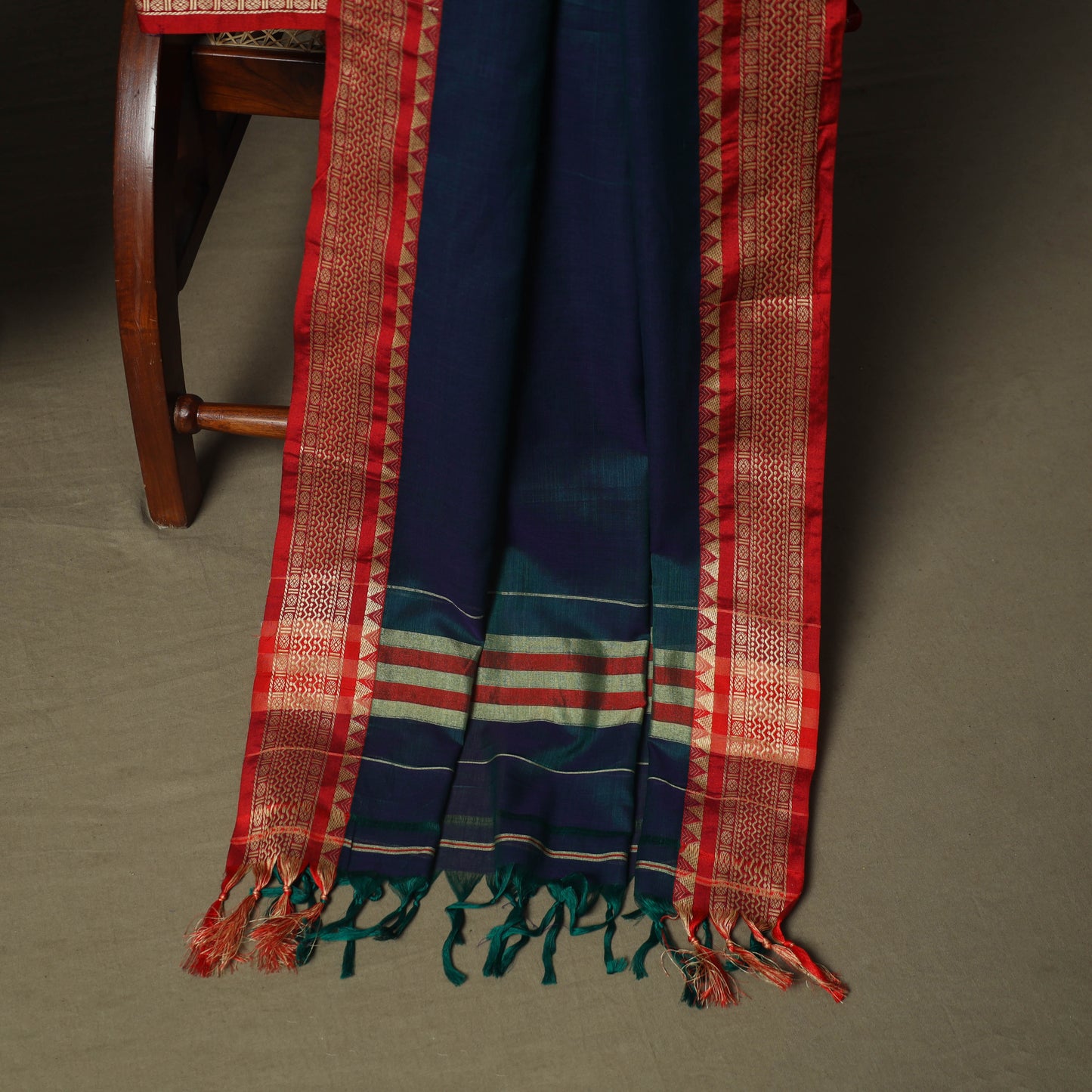 Green - Dharwad Woven Mercerised Cotton 3pc Unstitched Dress Material Suit Set 04