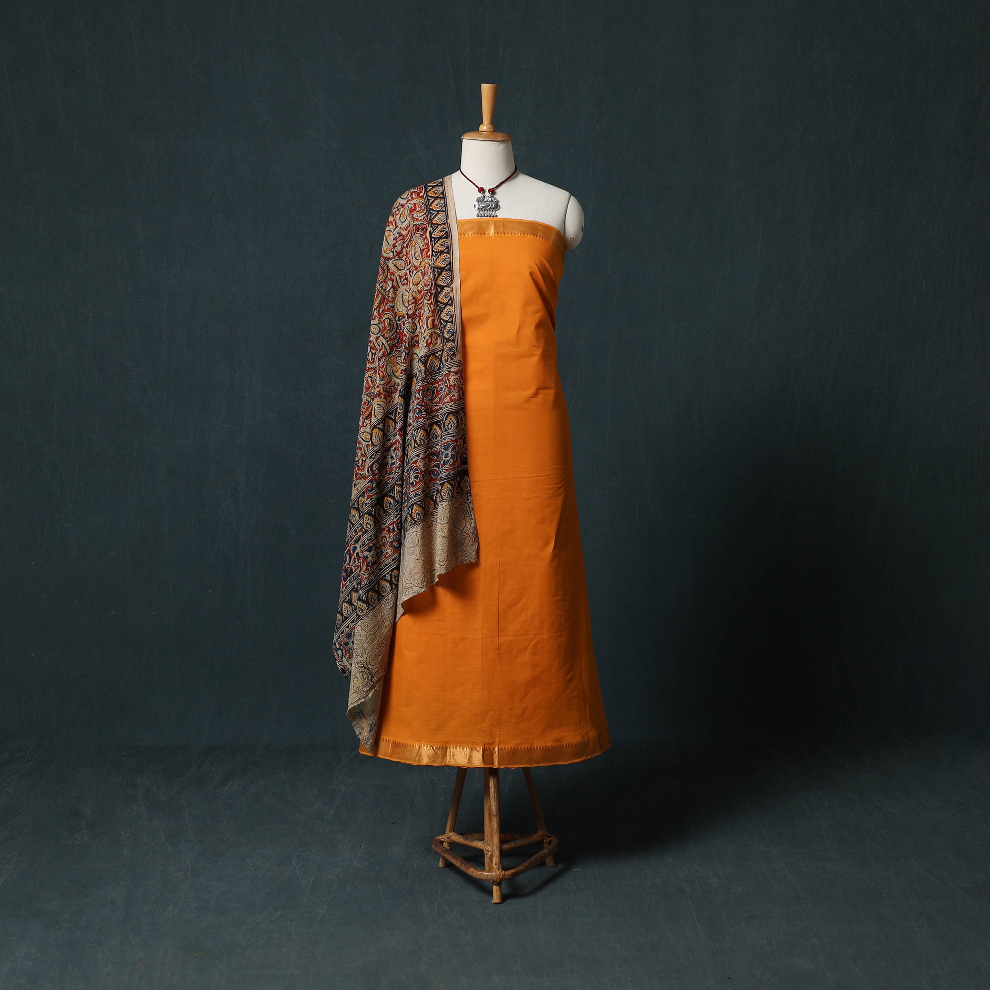 Mangalagiri Handwoven 2pc Cotton Unstitched Dress Material Kurta Set with Jewellery
