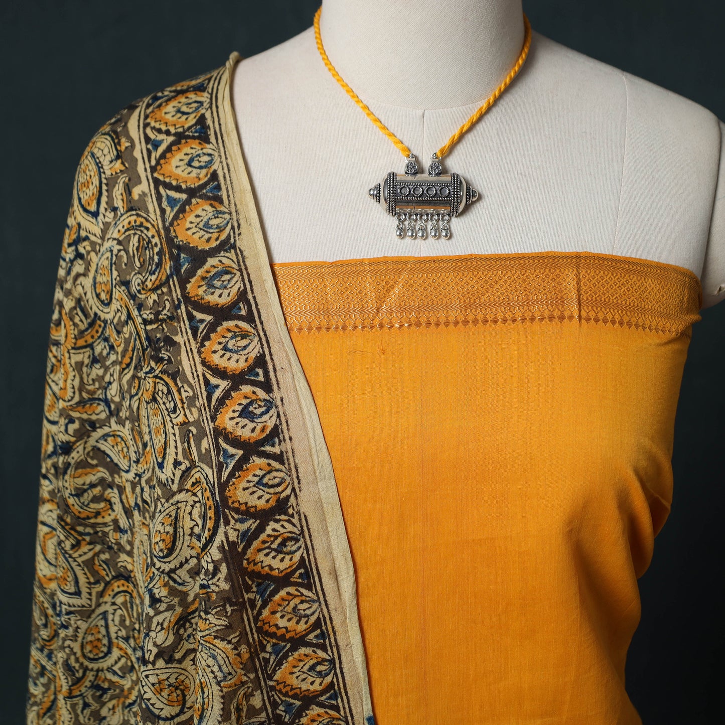 Mangalagiri Handwoven 2pc Cotton Unstitched Dress Material Kurta Set with Jewellery 10