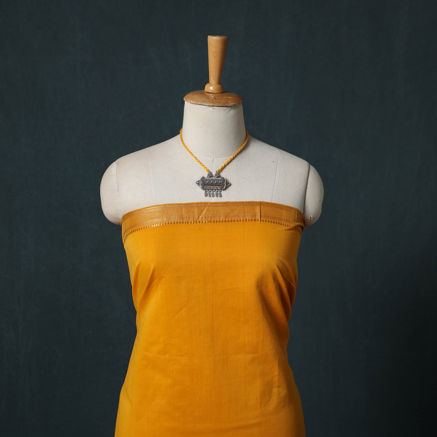 Mangalagiri Handwoven 2pc Cotton Unstitched Dress Material Kurta Set with Jewellery 10