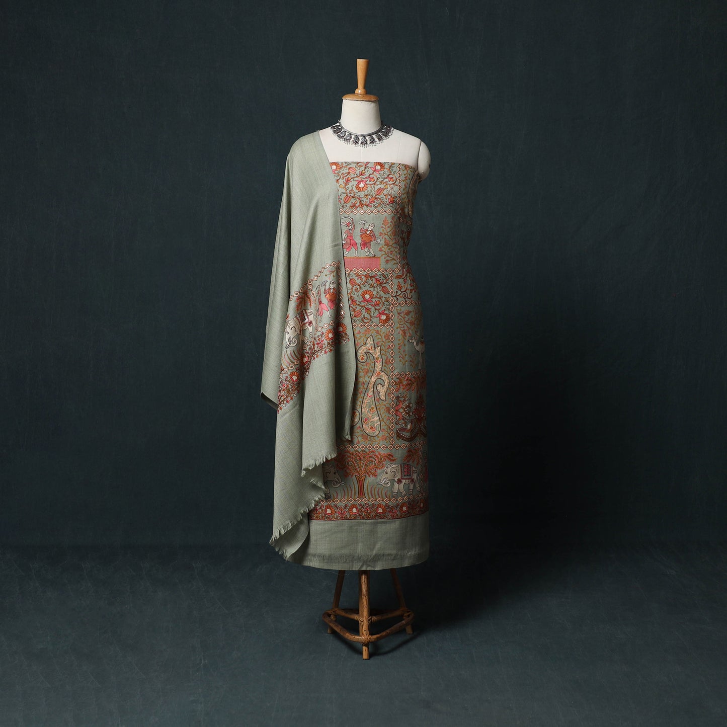 3pc Heavy Chain Stitch Embroidered Wool Unstitched Dress Material Suit Set 05