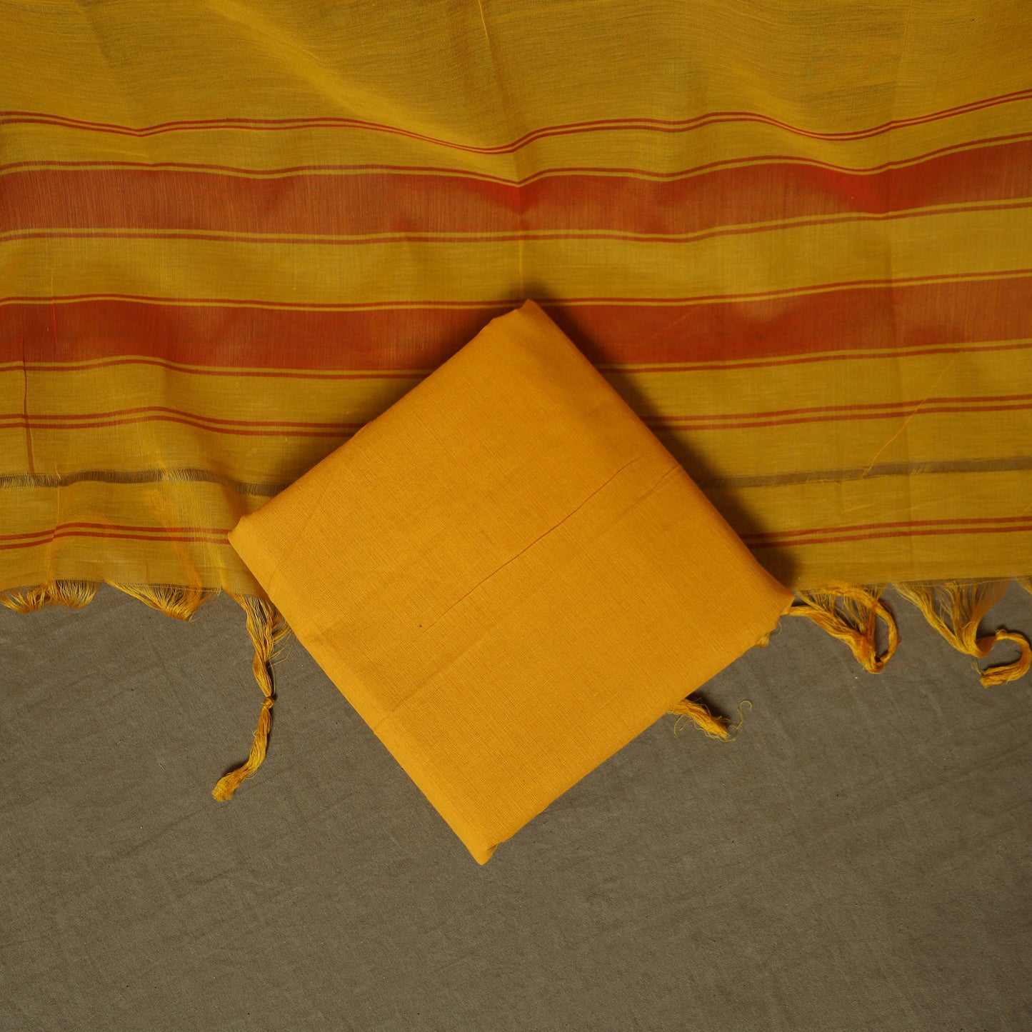 Dharwad Woven Cotton 3pc Unstitched Dress Material Suit Set 04