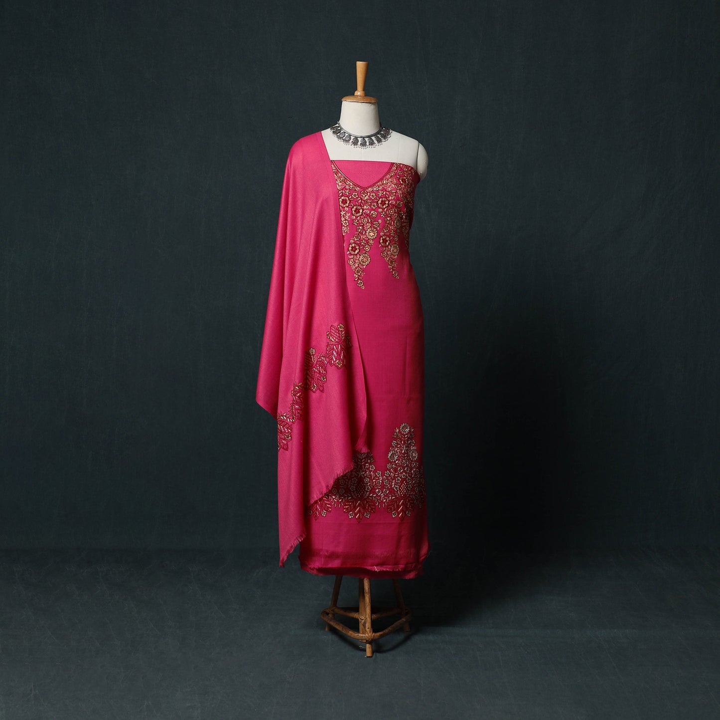 3pc Heavy Chain Stitch Embroidered Wool Unstitched Dress Material Suit Set 35