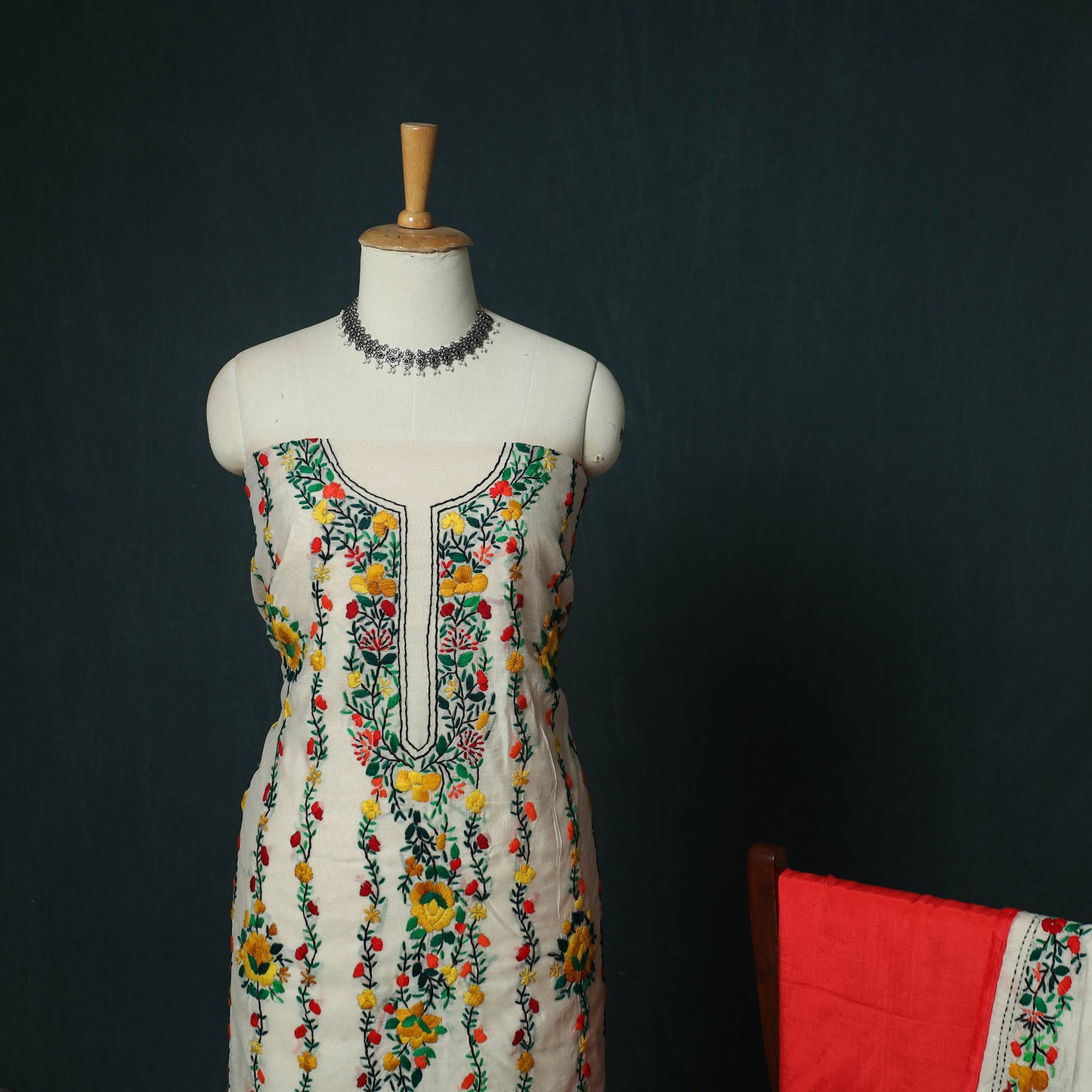 Hand Embroidered Chanderi Silk 3pc Unstitched Dress Material 28