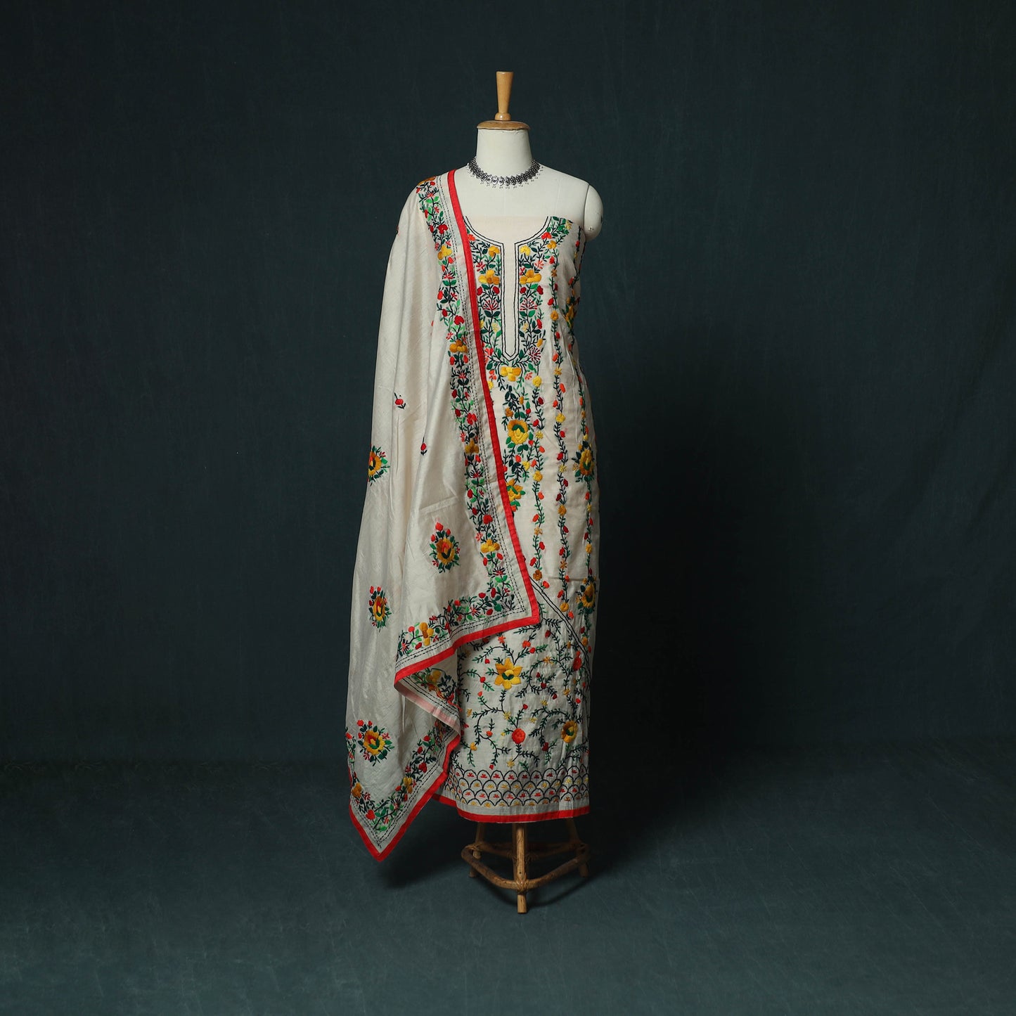 Hand Embroidered Chanderi Silk 3pc Unstitched Dress Material 28