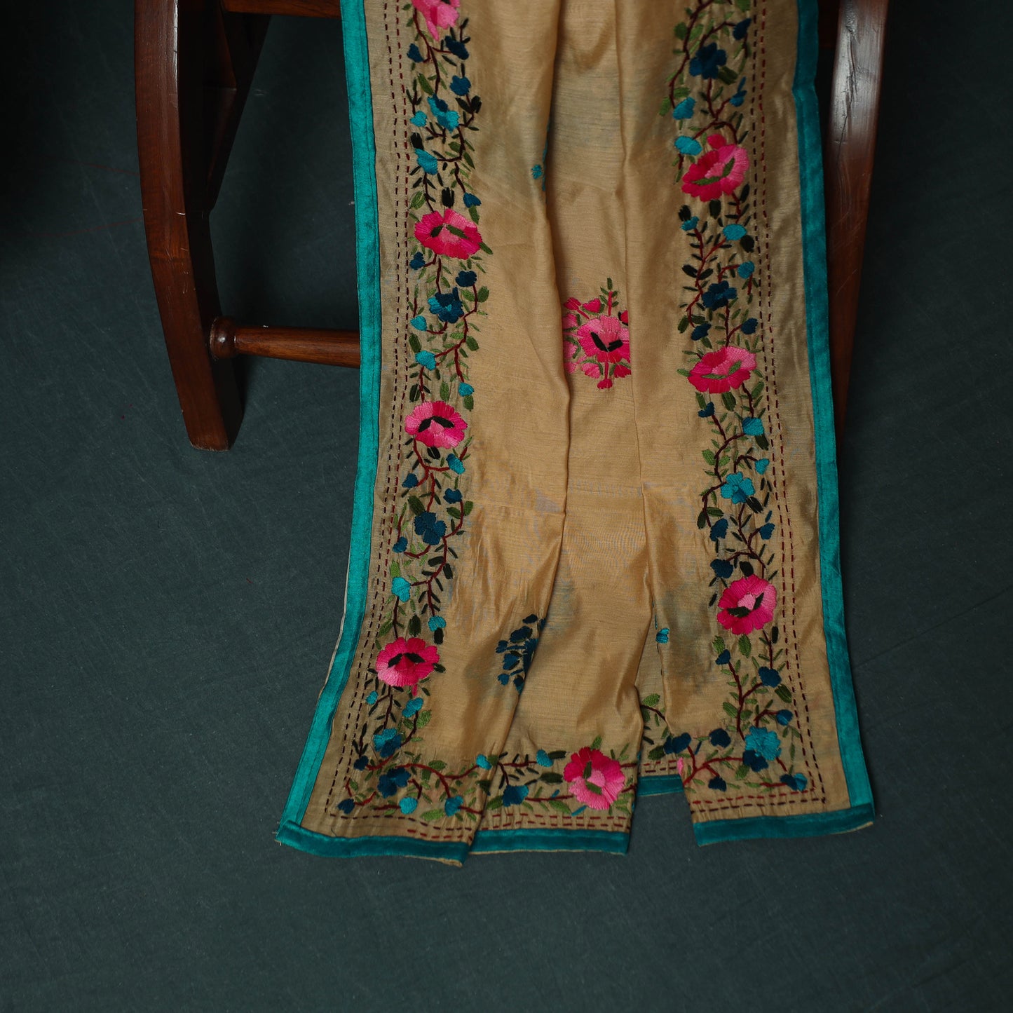 Hand Embroidered Chanderi Silk 3pc Unstitched Dress Material 37