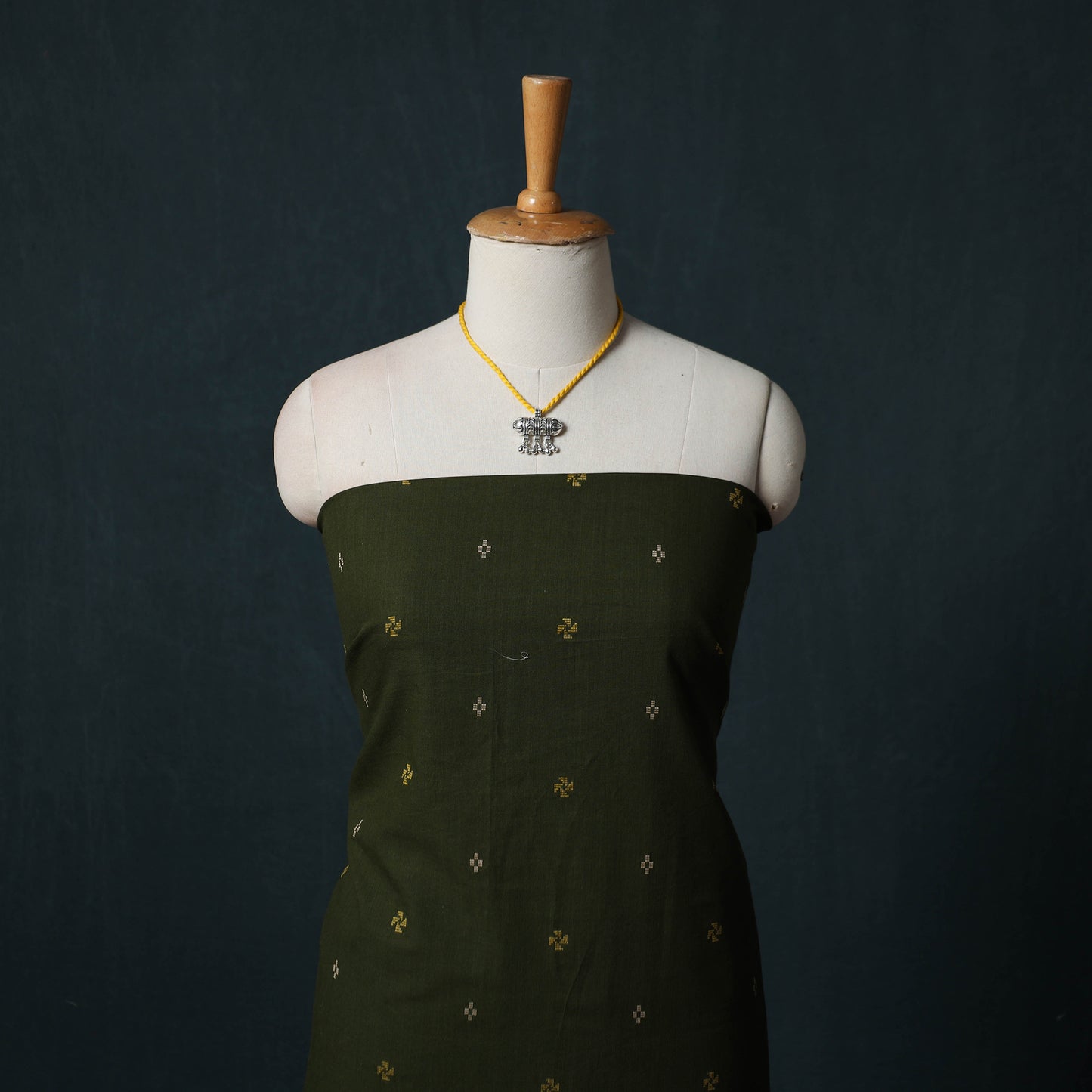 Green - Jacquard Woven 2pc Cotton Unstitched Dress Material Kurta Set with Jewellery 07