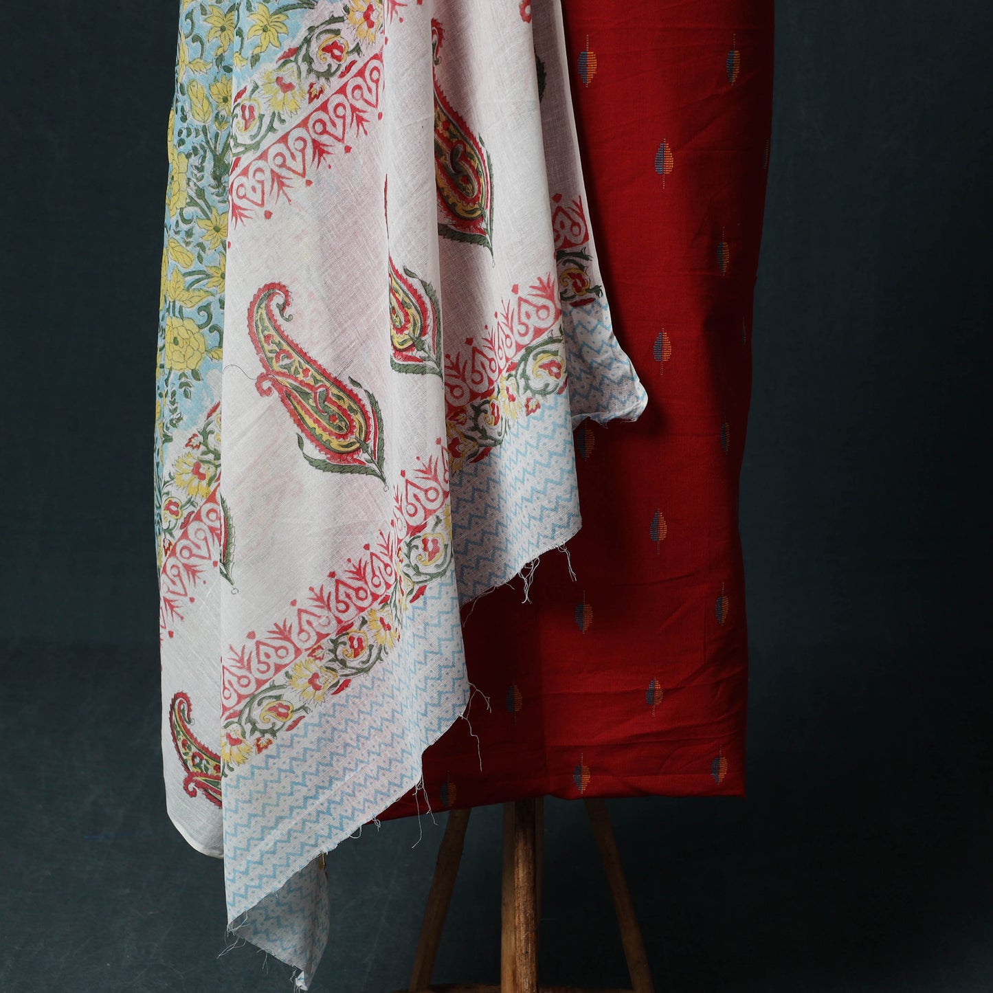 Red - Jacquard Woven 2pc Cotton Unstitched Dress Material Kurta Set with Jewellery 11