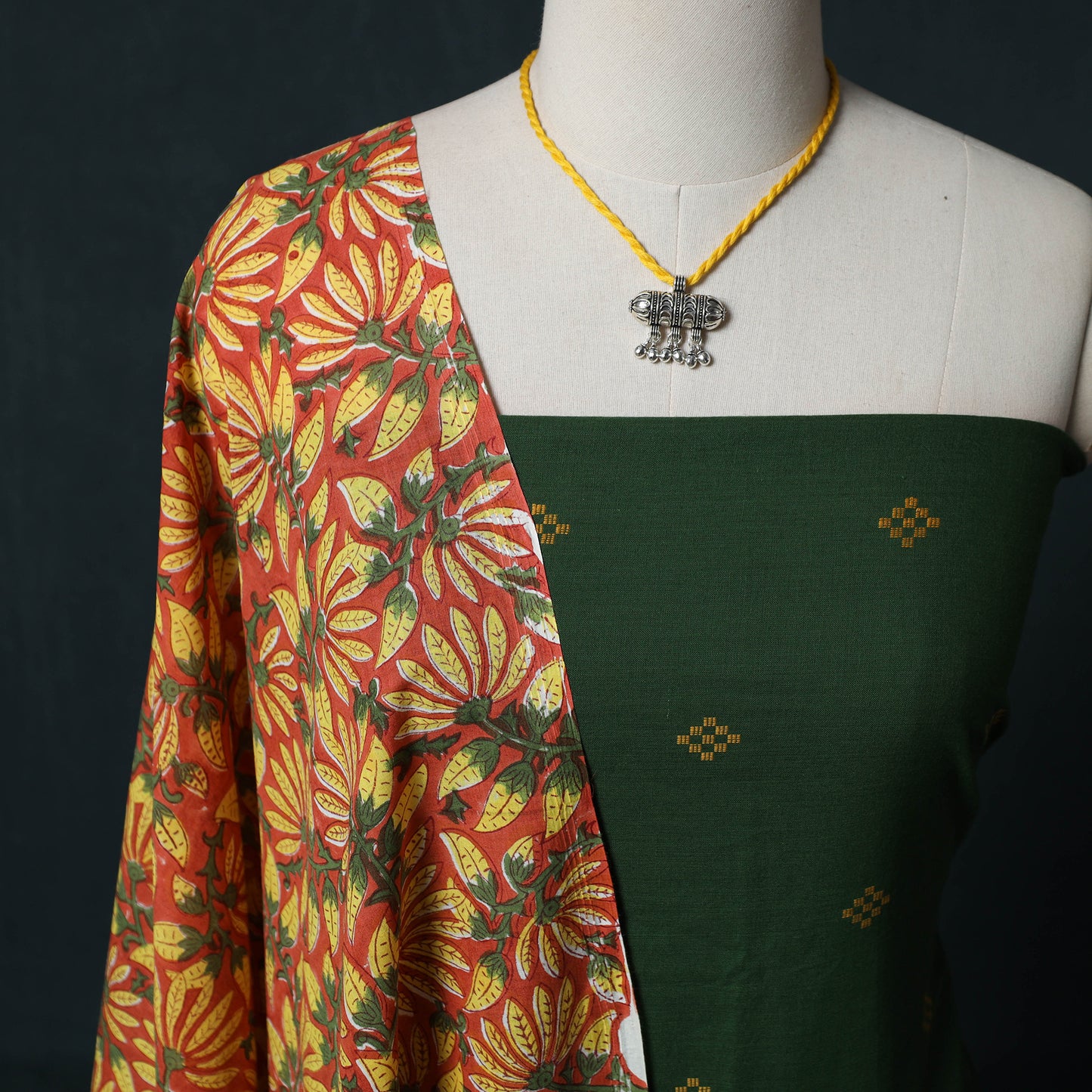 Green - Jacquard Woven 2pc Cotton Unstitched Dress Material Kurta Set with Jewellery 12