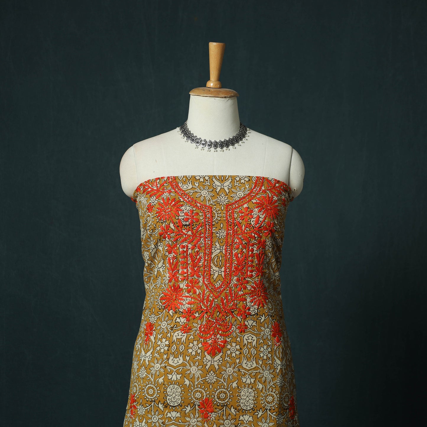 Lucknowi Chikankari Hand Embroidered Bagru Cotton Unstitched Kurta Material (2.5M) 02