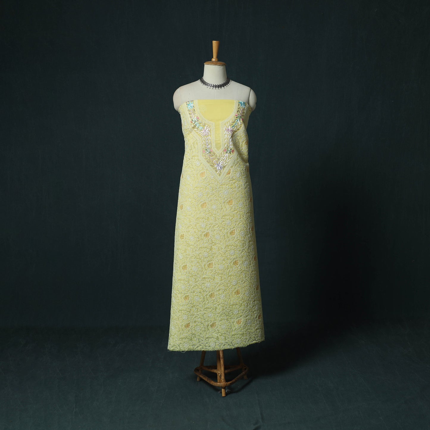 Lucknow Chikankari Parsi Style Hand Embroidered Pure Mul Cotton Unstitched Kurta Material (2.8M) 16