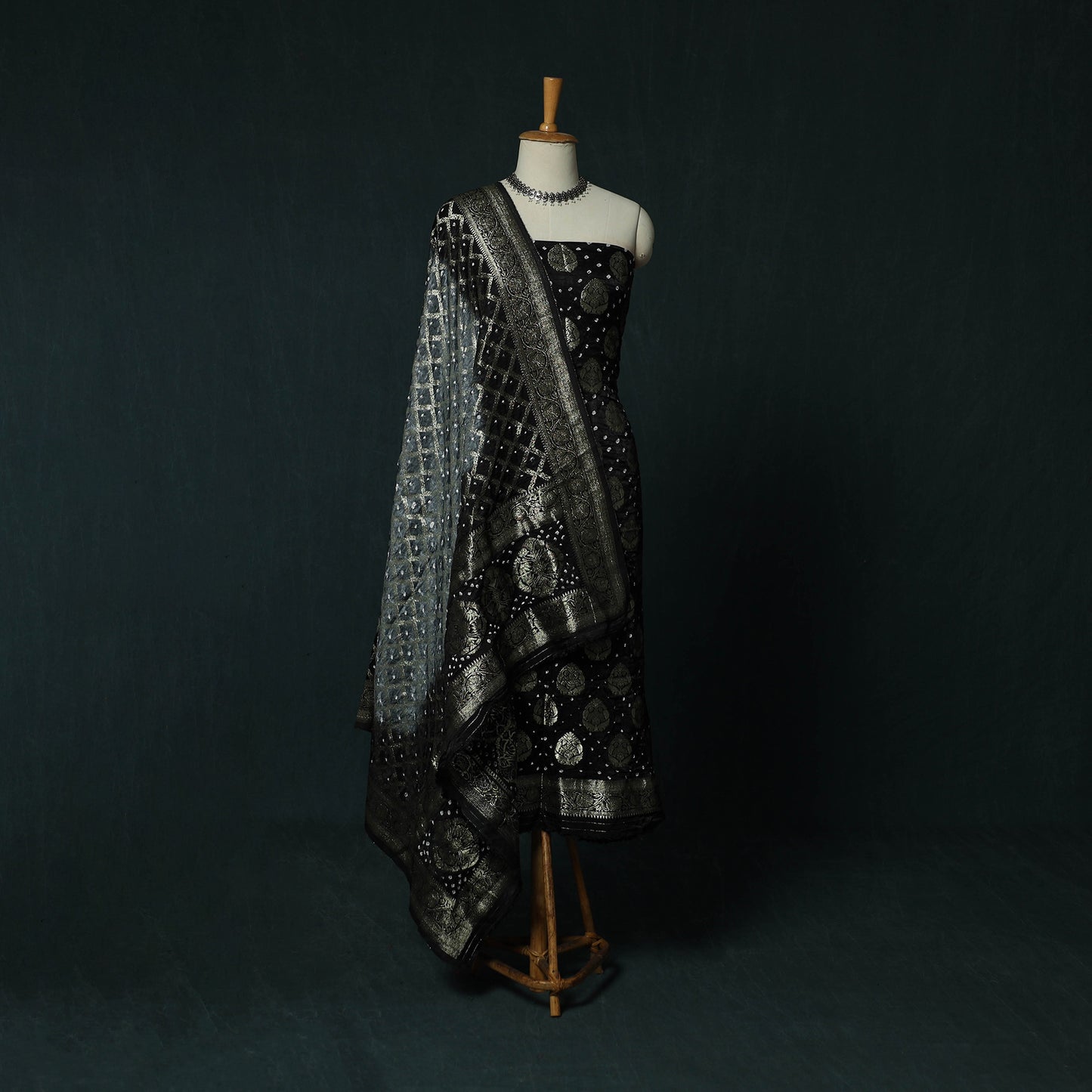 Kutch Bandhani Tie-Dye Modal Silk Banarasi Zari 3pc Unstitched Dress Material Suit Set 04