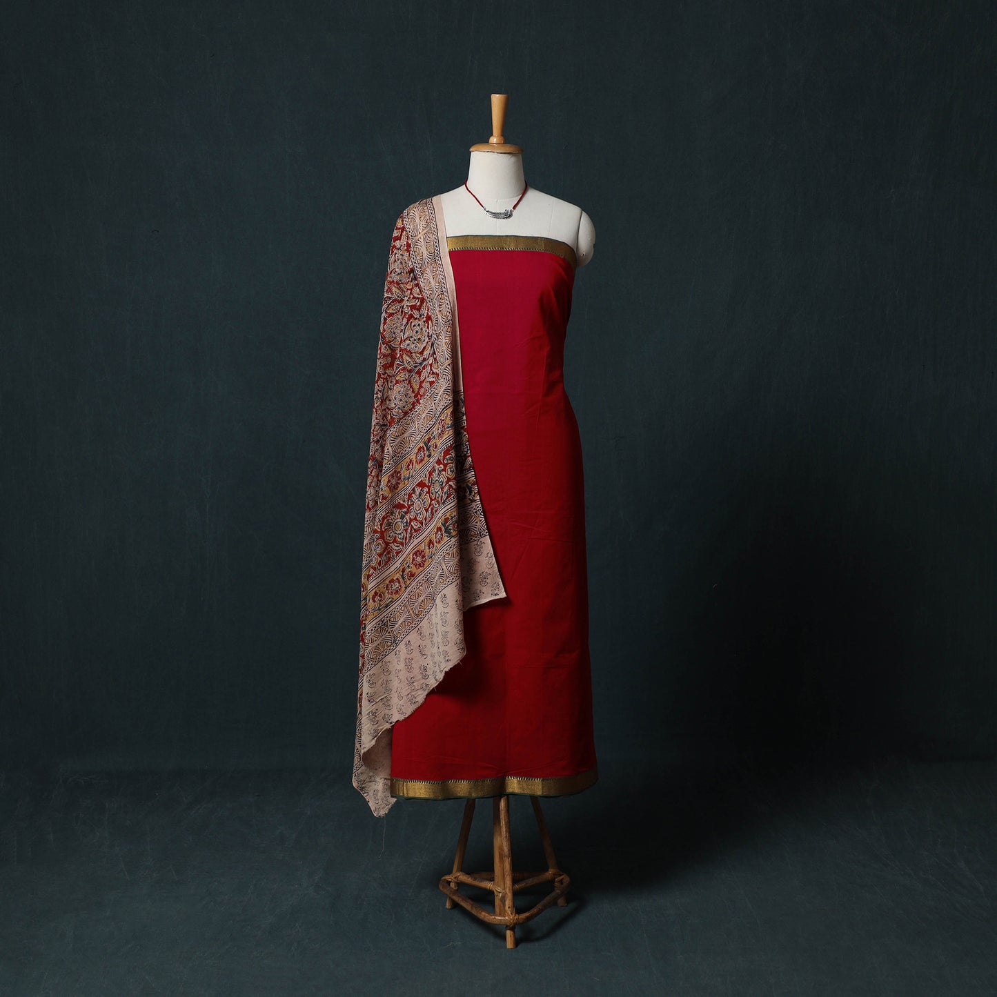 Mangalagiri Handwoven 2pc Cotton Unstitched Dress Material Kurta Set with Jewellery 09