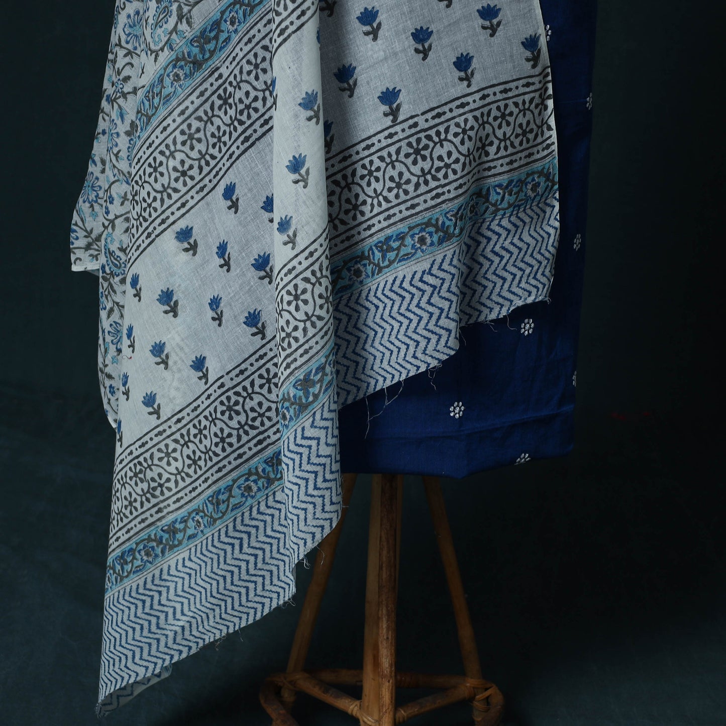 Jacquard Cotton 2pc Unstitched Dress Material Kurta Set with Jewellery Set 03