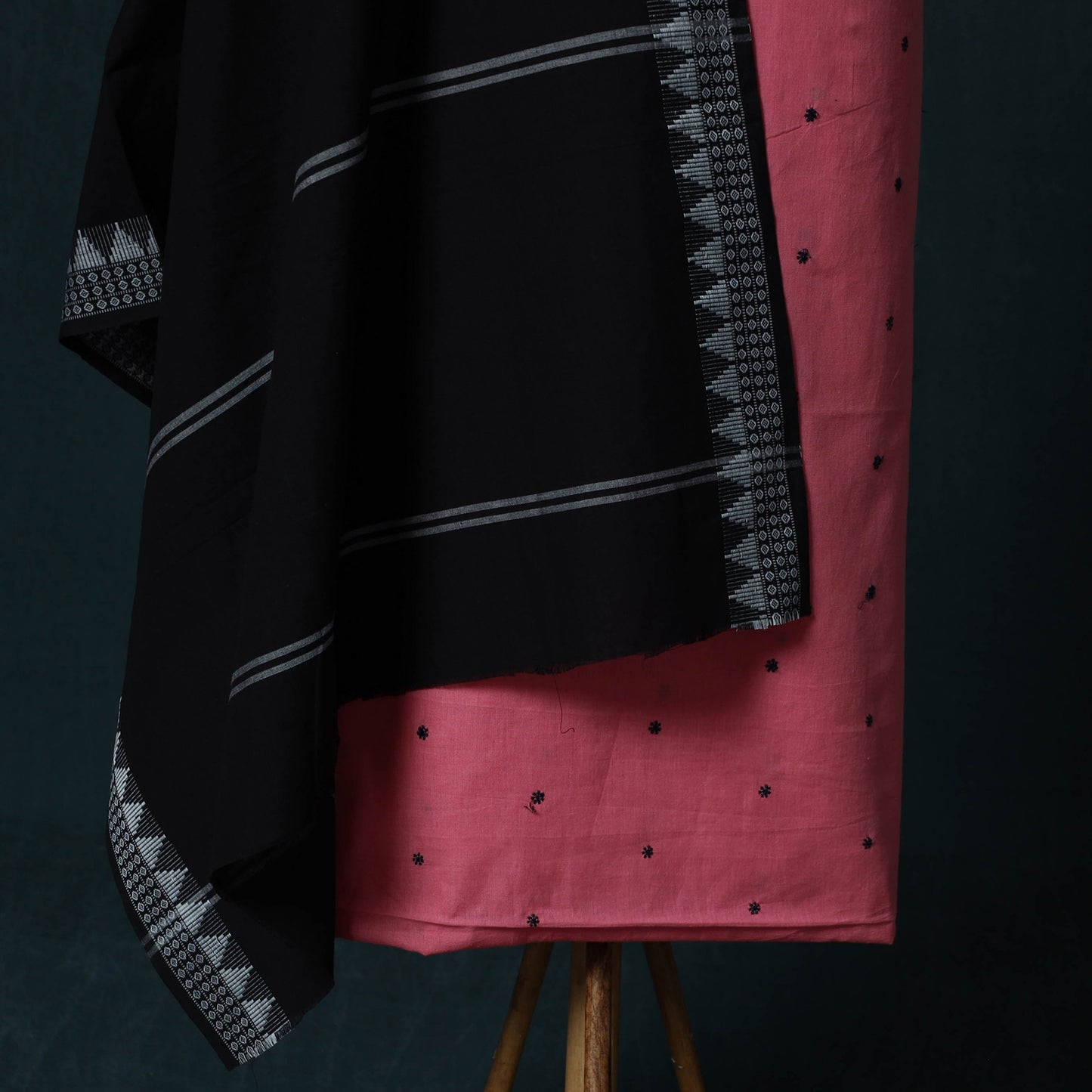 Jacquard Cotton 2pc Unstitched Dress Material Kurta Set with Jewellery Set 10