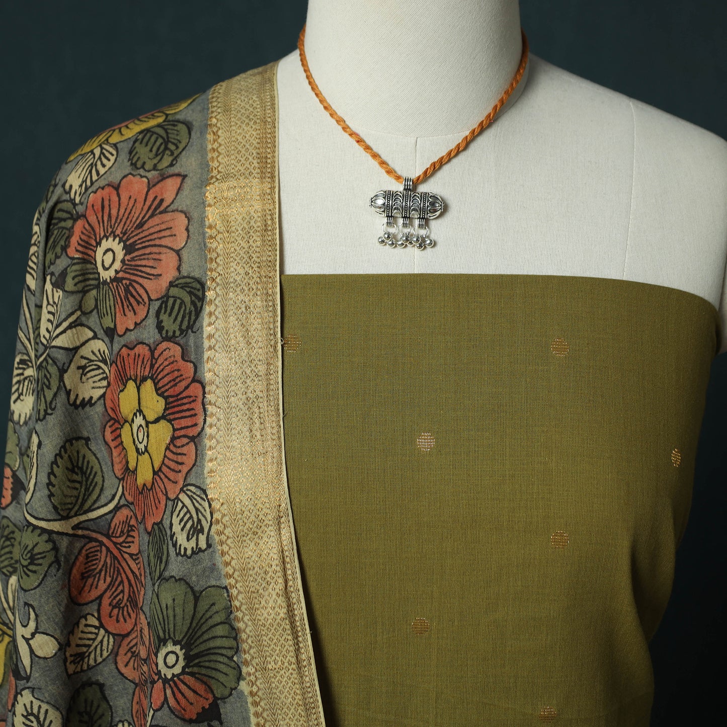 Jacquard Woven 2pc Cotton Unstitched Dress Material Kurta Set with Jewellery 02