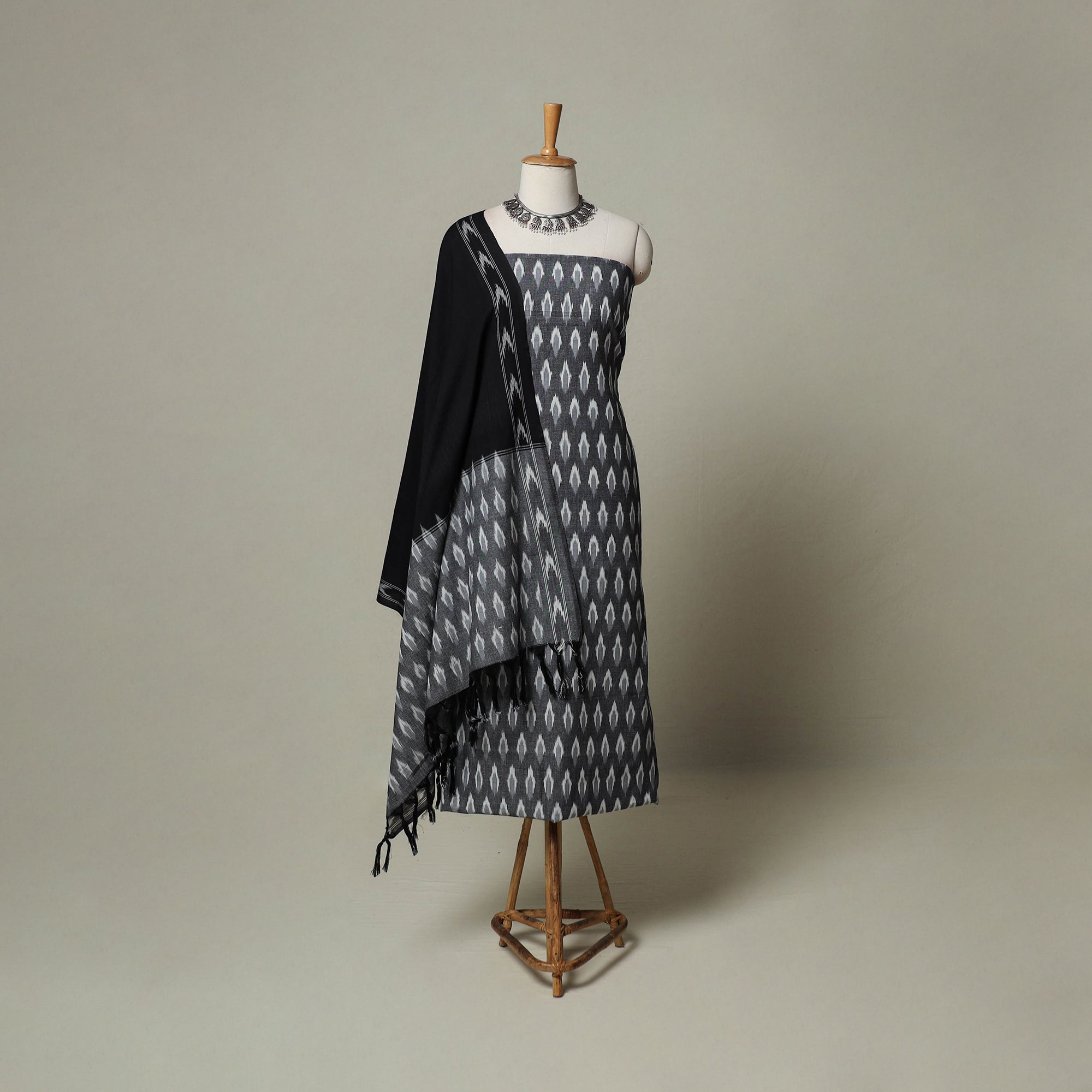 pochampally dress designs Grey Ikat Weave 3pc Cotton Unstitched Material Suit Set 100% Cotton Handloom Craft Size:UK10 (US6 / EU38) Silk Ladies Dresses & Skirts Black Lace Sexy Corset
