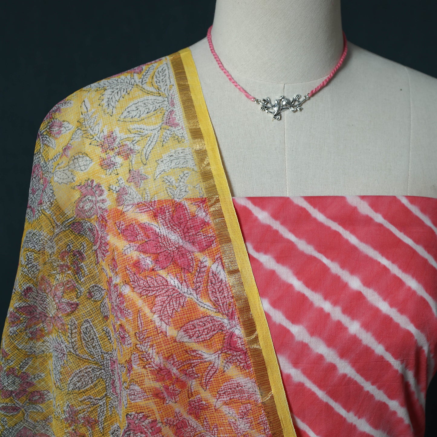 Leheriya Tie-Dye Cotton 2pc Unstitched Dress Material Kurta Set with Jewellery Set 27