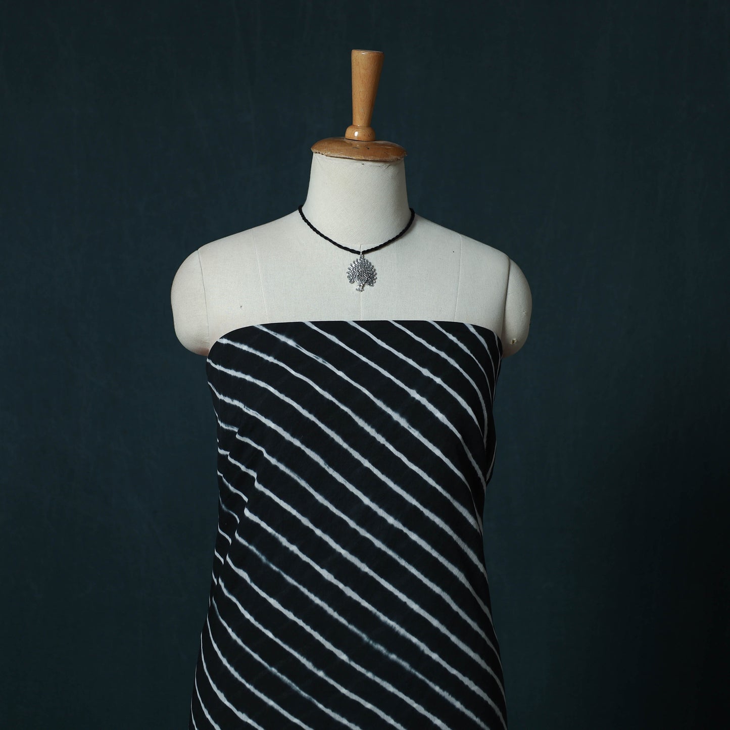 Leheriya Tie-Dye Cotton 2pc Unstitched Dress Material Kurta Set with Jewellery Set 28