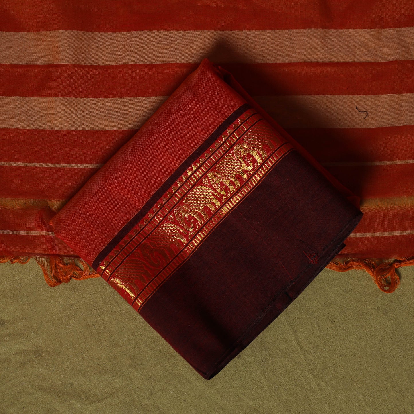 Dharwad Cotton 3pc Unstitched Dress Material Suit Set with Woven Zari Border 16
