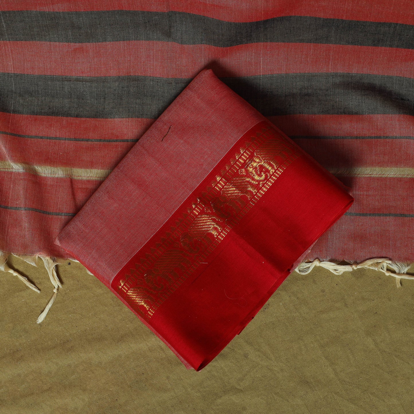 Dharwad Cotton 3pc Unstitched Dress Material Suit Set with Woven Zari Border 22