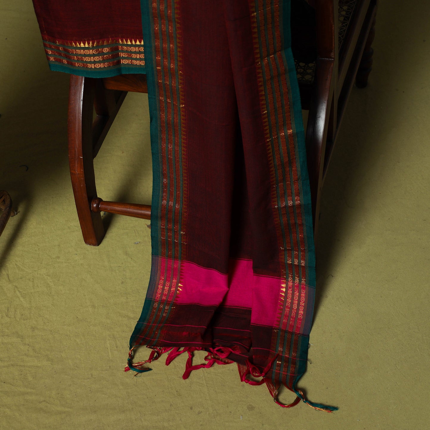 Dharwad Cotton 3pc Unstitched Dress Material Suit Set with Woven Zari Border 38