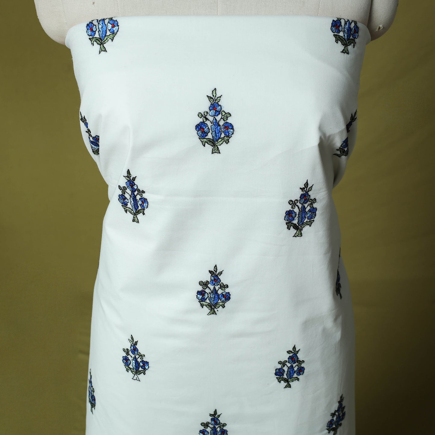 White - Hand Embroidered Cotton Kashida 2pc Unstitched Dress Material Kurta Set 22