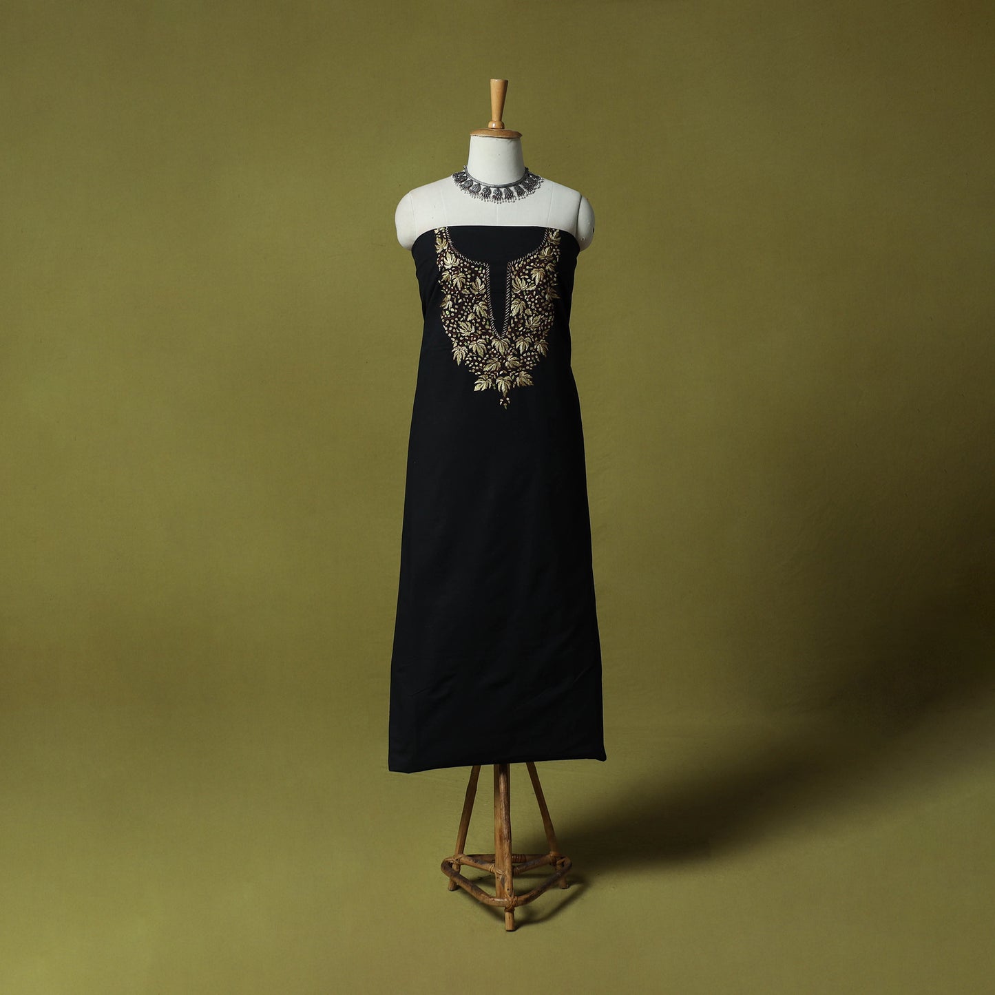 Hand Embroidered Cotton Kashida 2pc Unstitched Dress Material Kurta Set 31