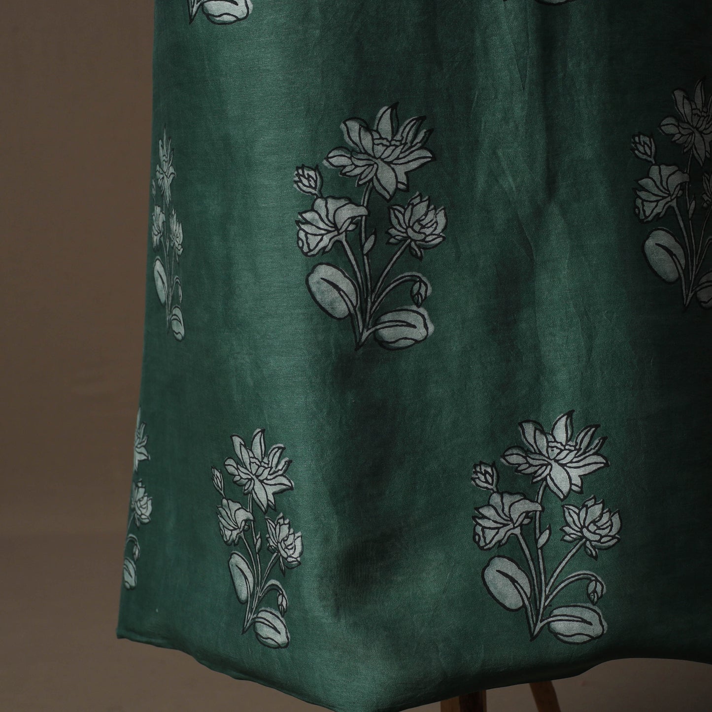 Akola Hand Block Print Chanderi Silk 2pc Unstitched Dress Material Kurta Set 03