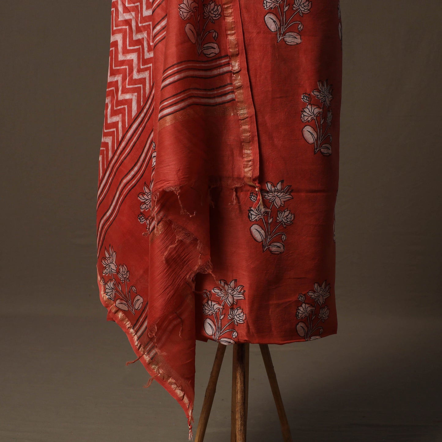 Akola Hand Block Print Chanderi Silk 2pc Unstitched Dress Material Kurta Set 02