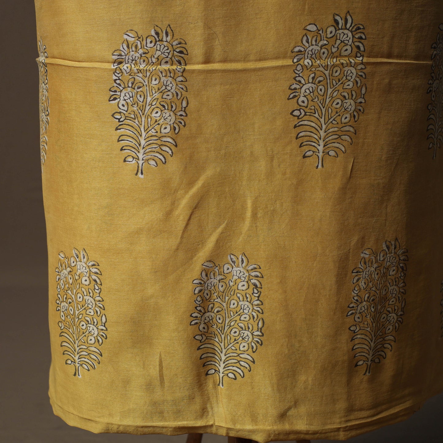 Akola Hand Block Print Chanderi Silk 2pc Unstitched Dress Material Kurta Set 22