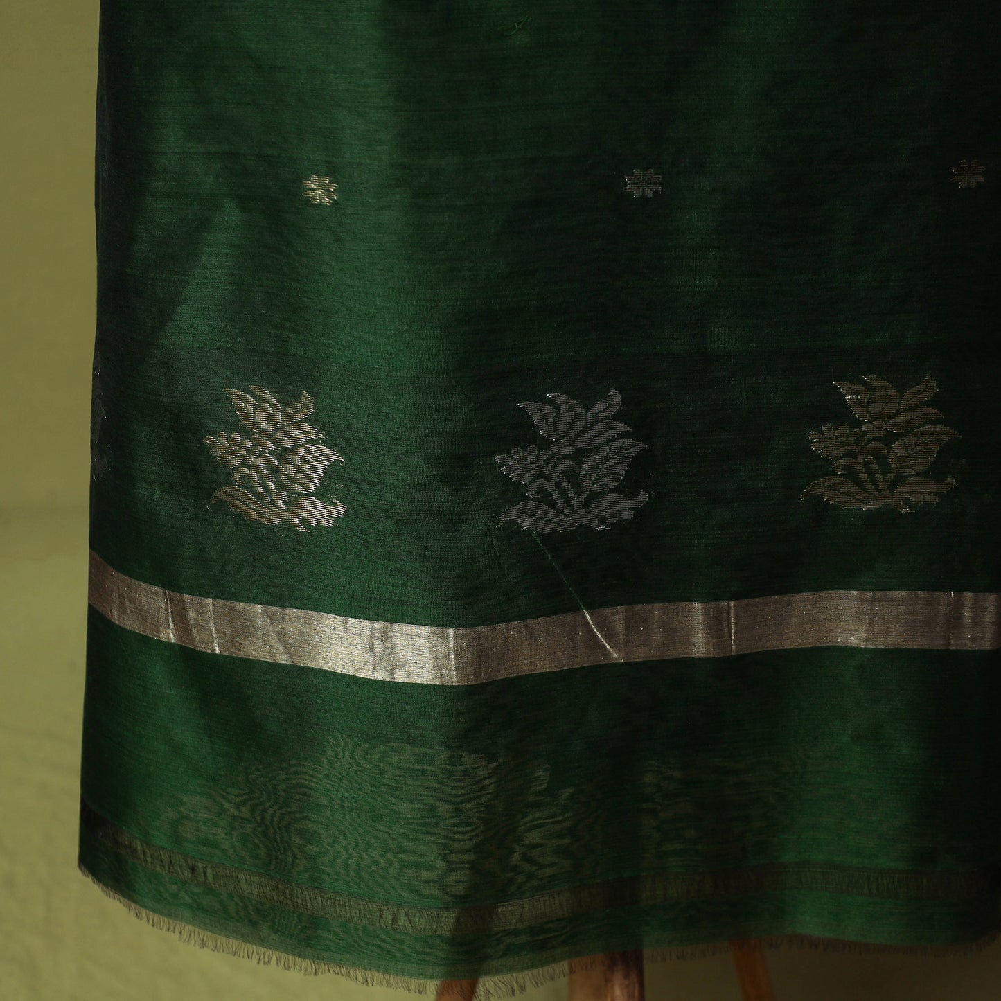 Green - Handloom Zari Buti Chanderi Silk 2pc Unstitched Dress Material Kurta Set 04