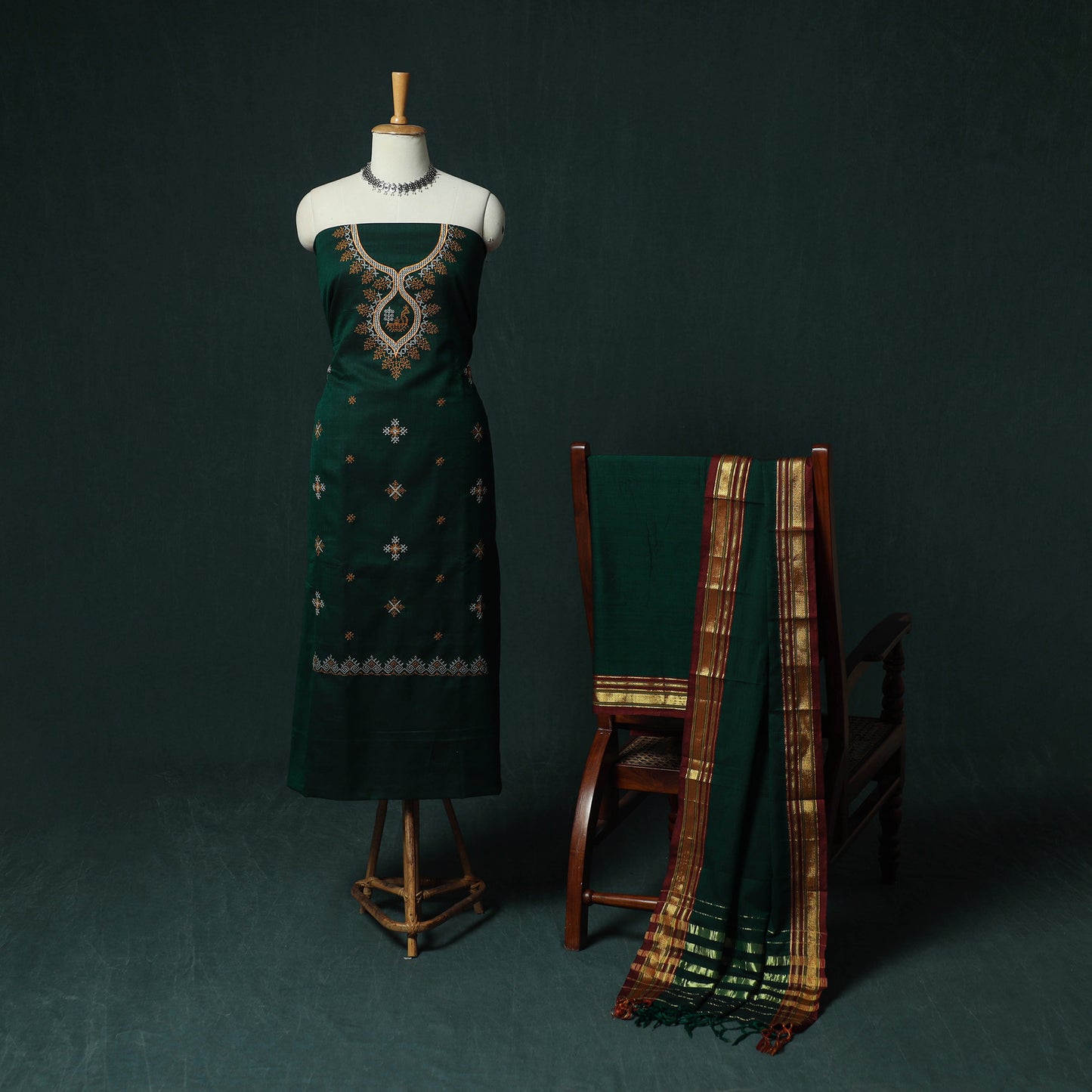 Ilkal Kasuti Embroidery Cotton 3pc Unstitched Dress Material Suit Set 29