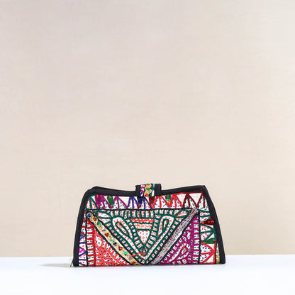 Handcrafted Kutch Embroidery Cotton Clutch / Wallet