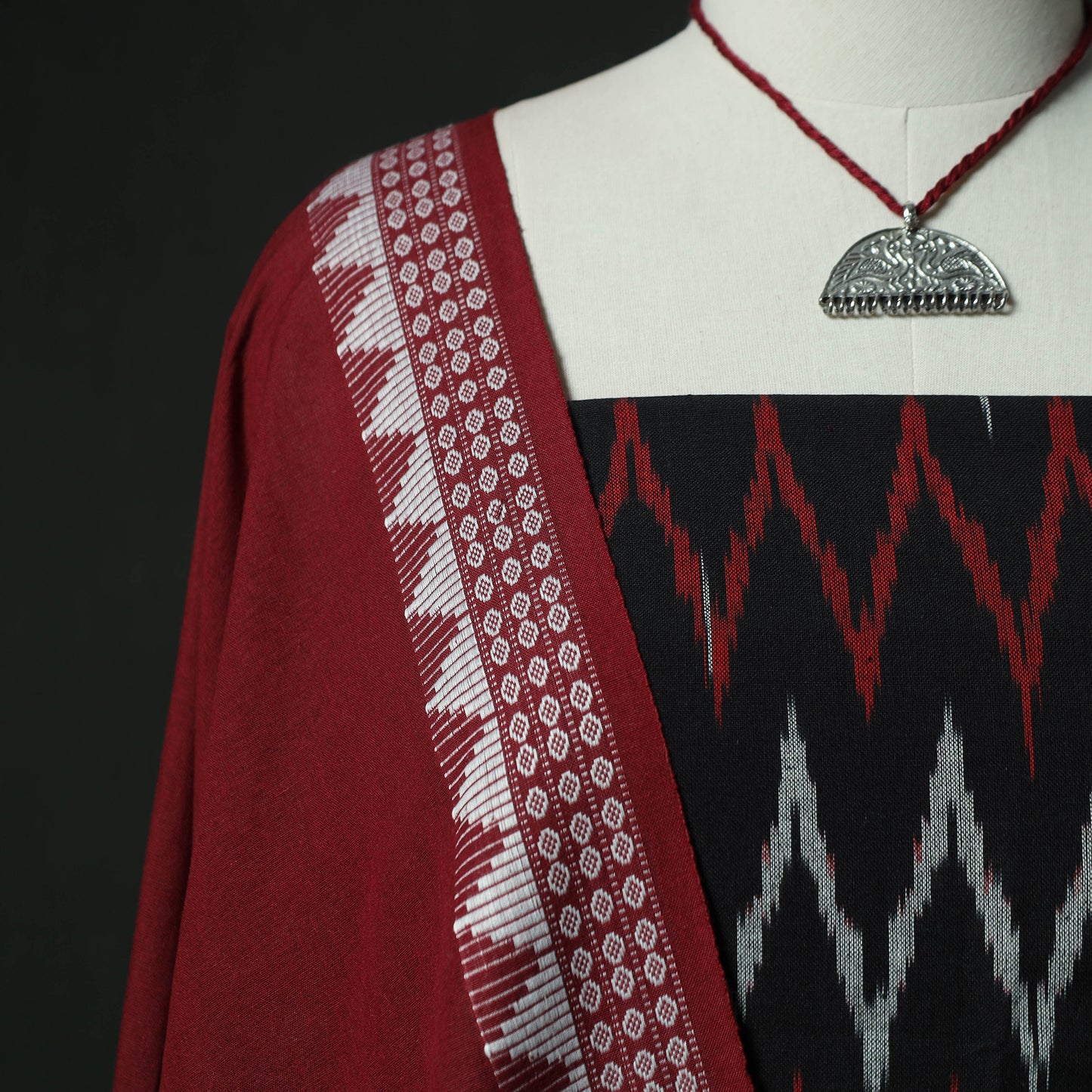 Pochampally Ikat Woven 2pc Cotton Unstitched Dress Material Kurta Set with Jewellery 10