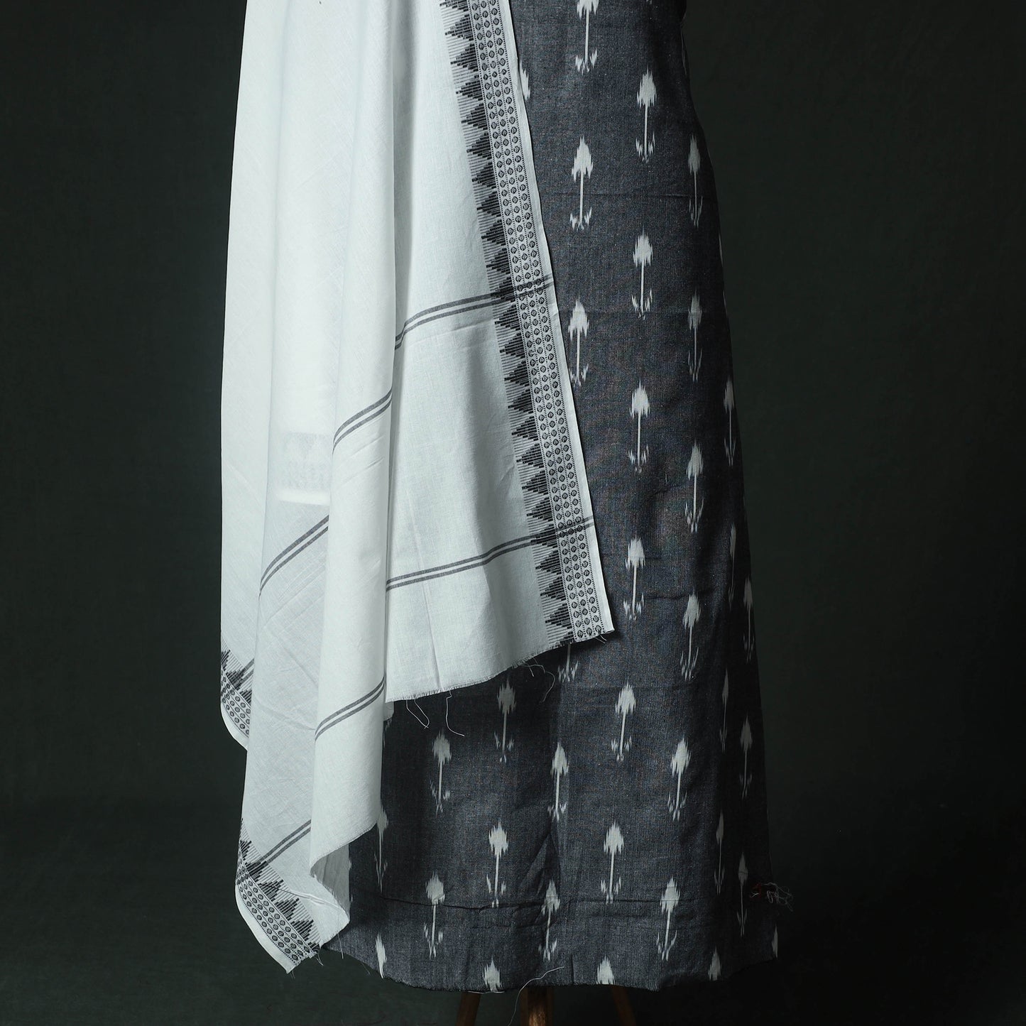 Pochampally Ikat Woven 2pc Cotton Unstitched Dress Material Kurta Set with Jewellery 12