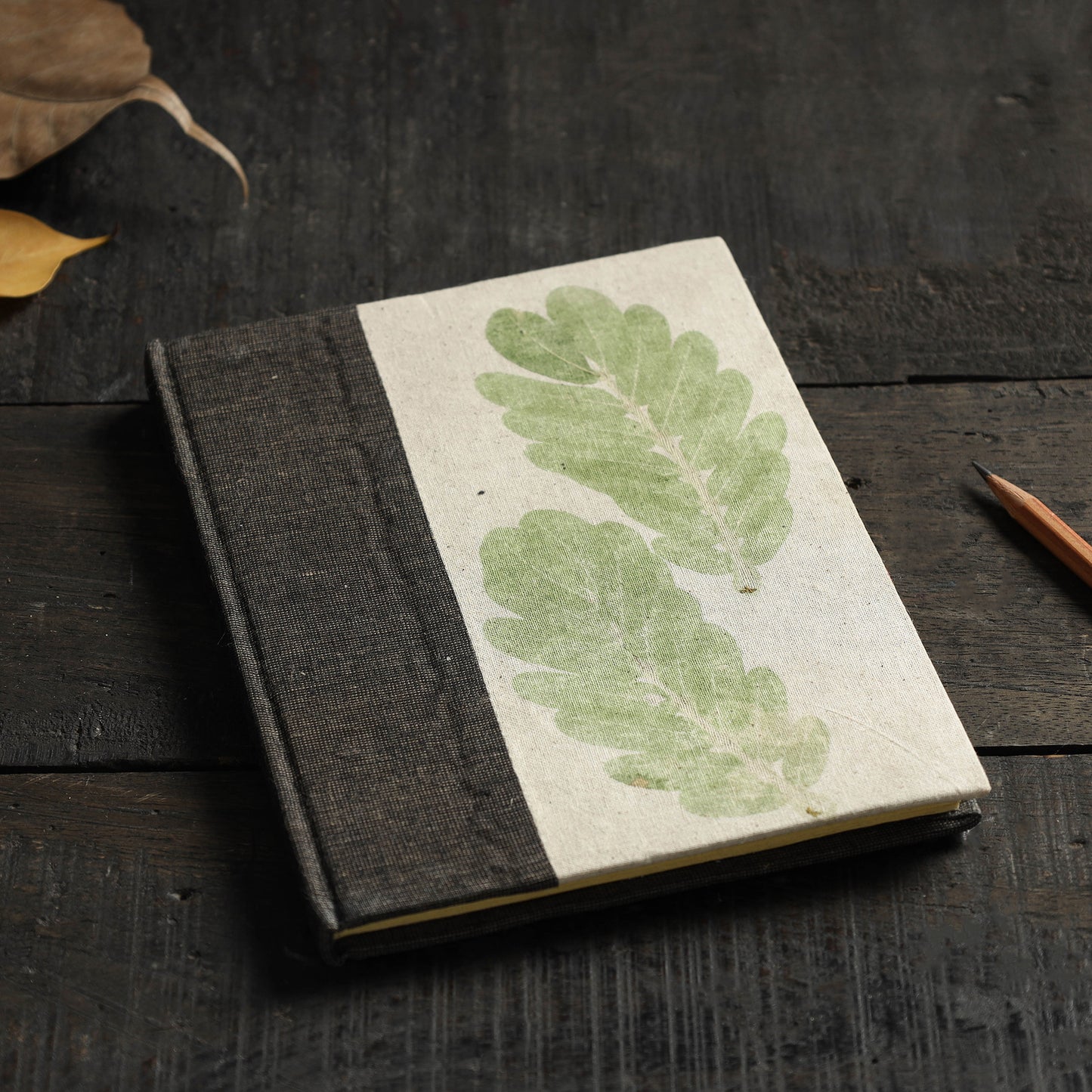 Leaf Art Work Special Visitor Notebook